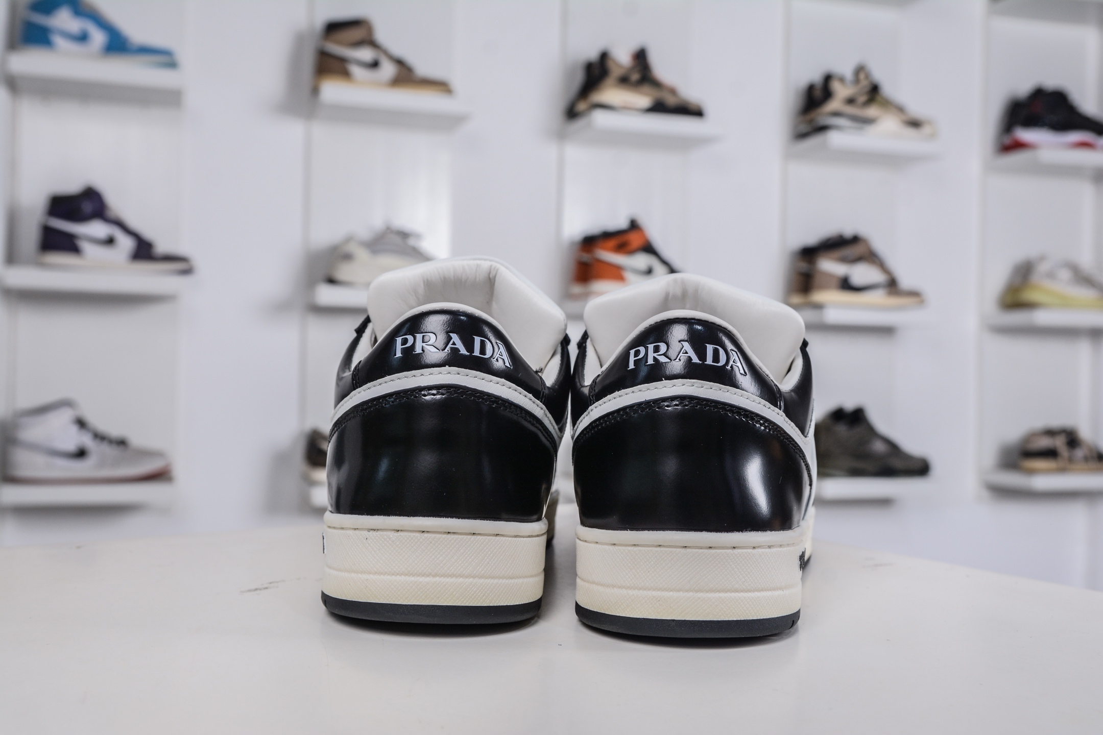 360 LJ纯原 Prada Downtown 普拉达三角徽标舒适百搭时尚板鞋