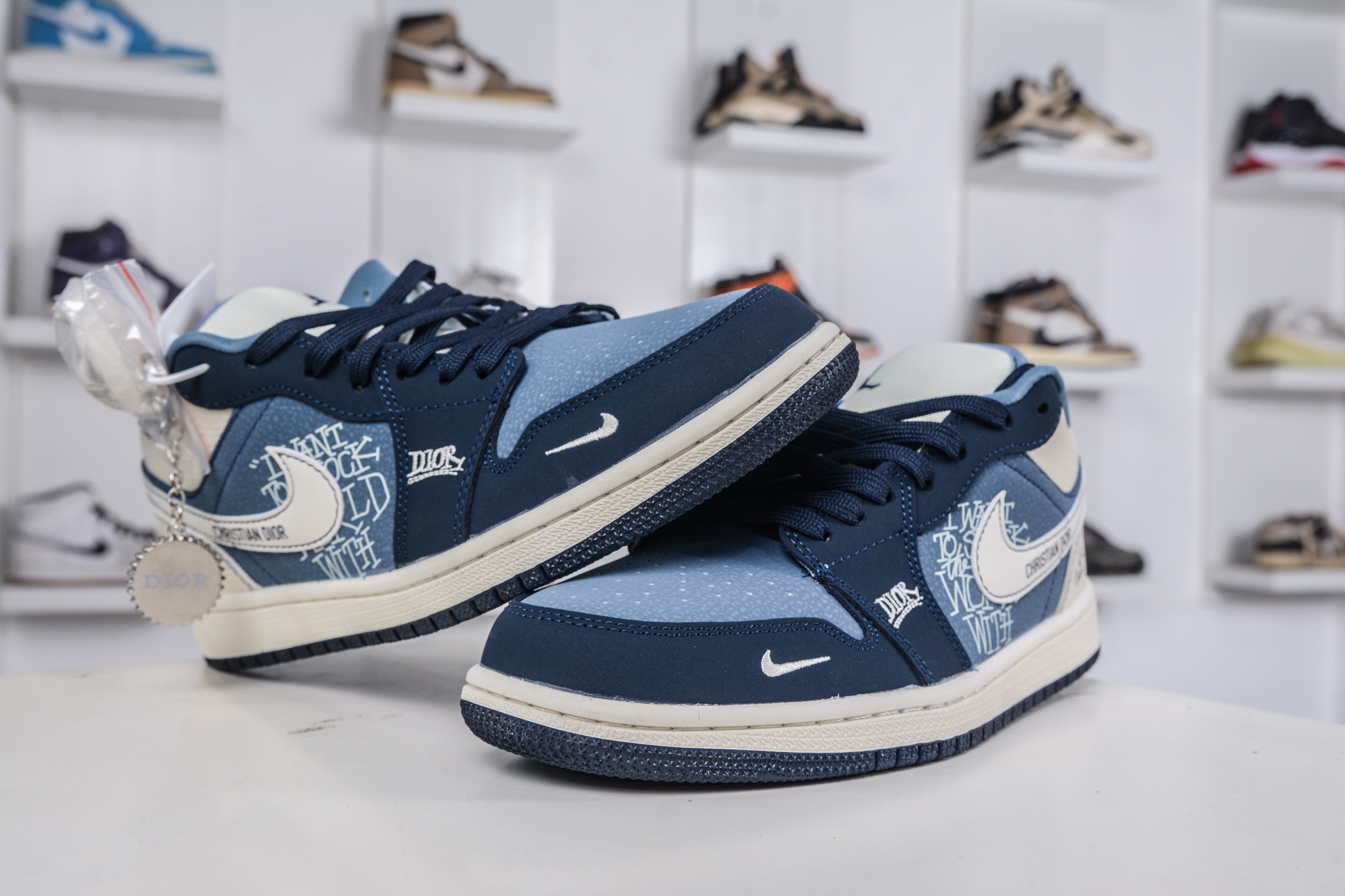 270 Dior x Air Jordan 1 Low 迪奥联名-蓝白小勾 LD8888-006