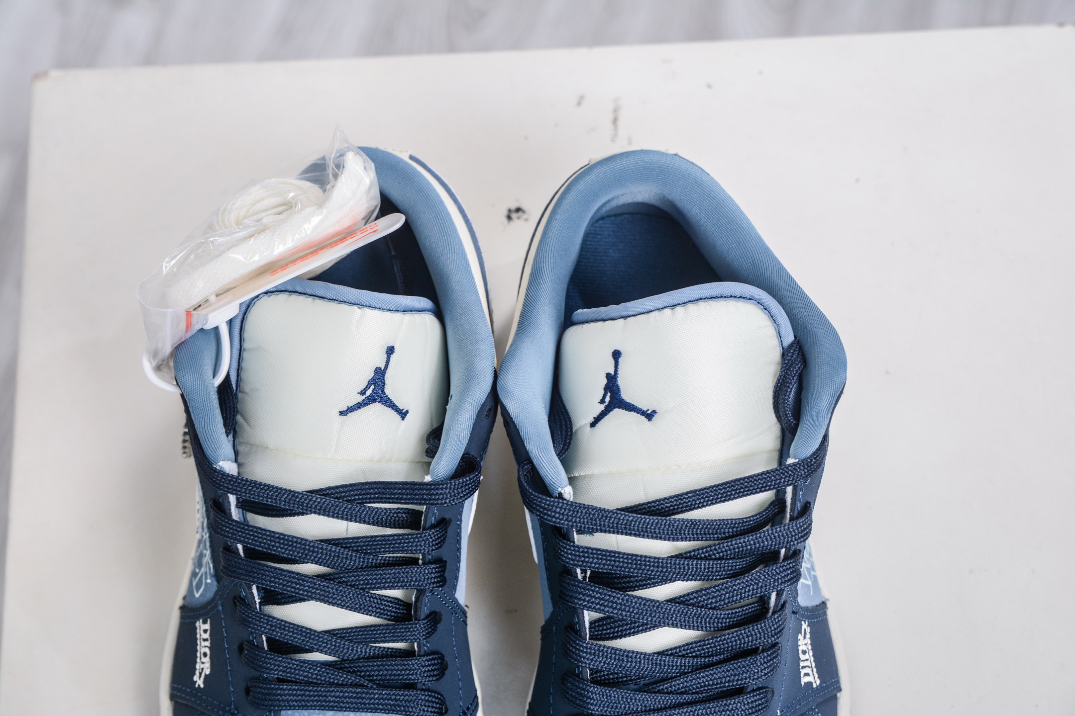 270 Dior x Air Jordan 1 Low 迪奥联名-蓝白小勾 LD8888-006