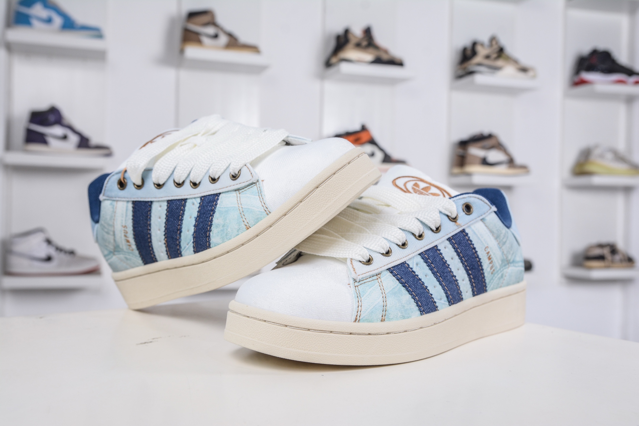 150 Adidas Originals Campus 00s 百搭单品学院系列面包风经典复古低帮百搭休闲运动板鞋 JS2487