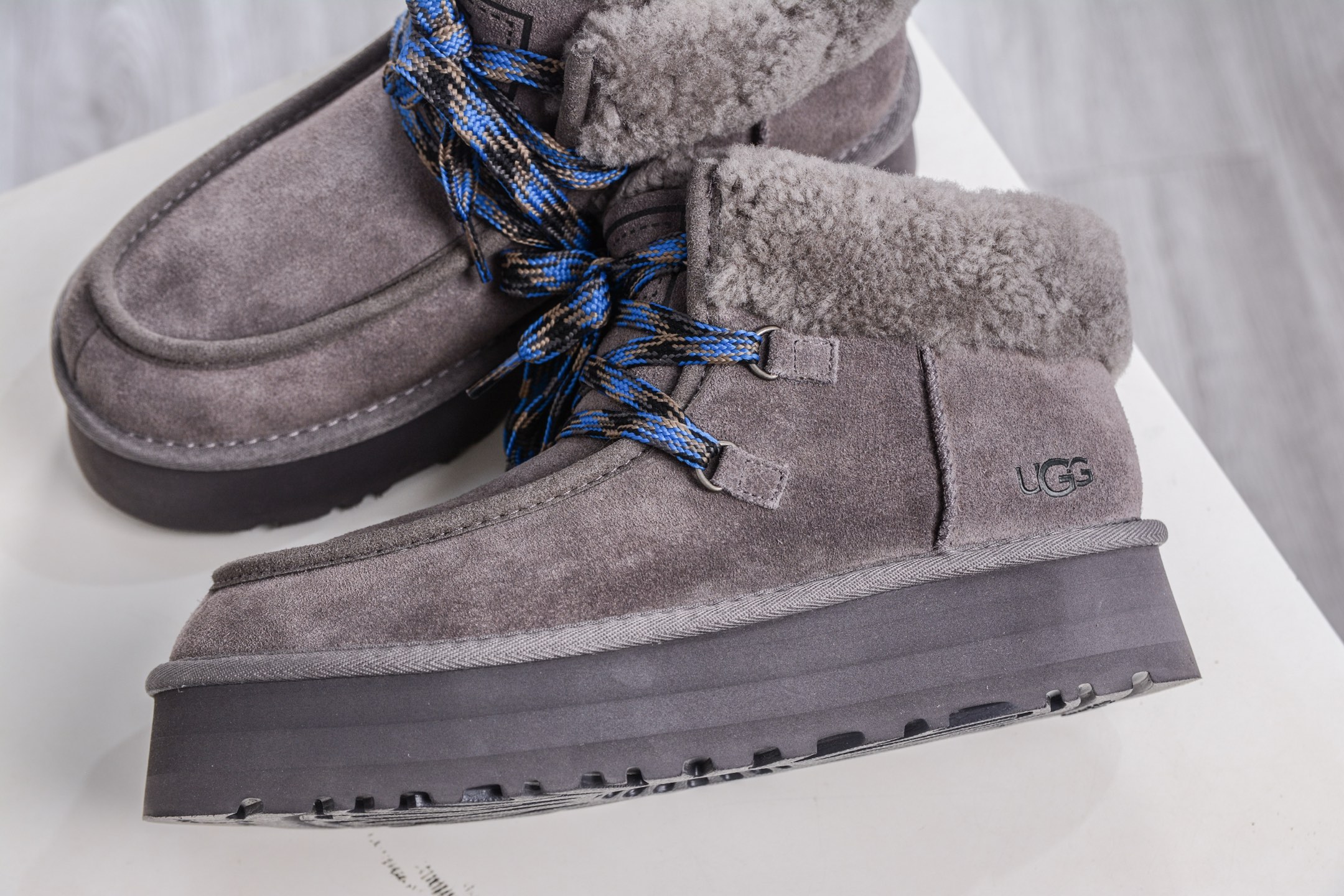 320 UGG Funkarra 芙卡拉 雷云灰 1143954-THND