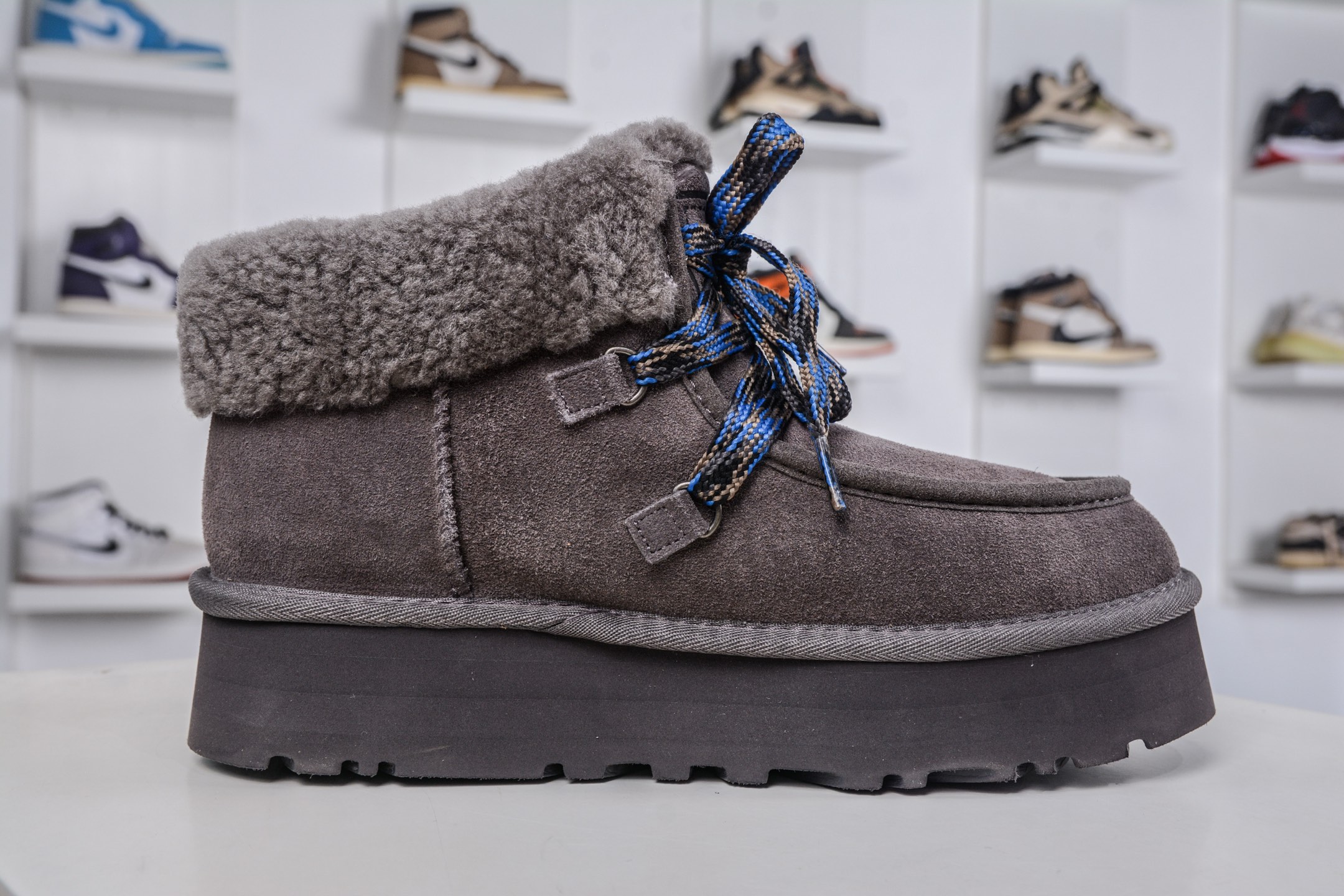 320 UGG Funkarra 芙卡拉 雷云灰 1143954-THND