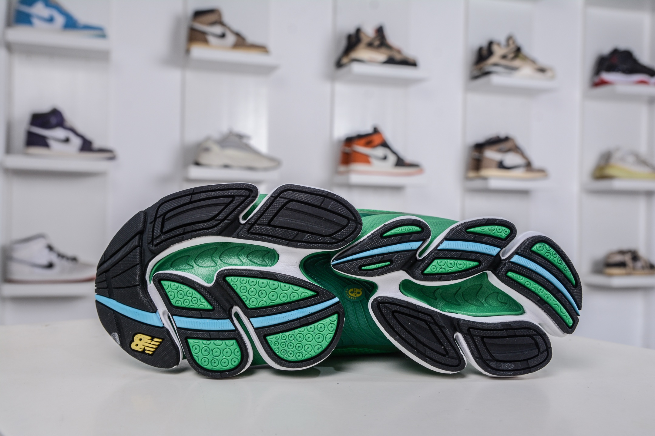 220 T版纯原 New Balance NB2000 舒适百搭防滑耐磨低帮 休闲跑步鞋 U2000ME