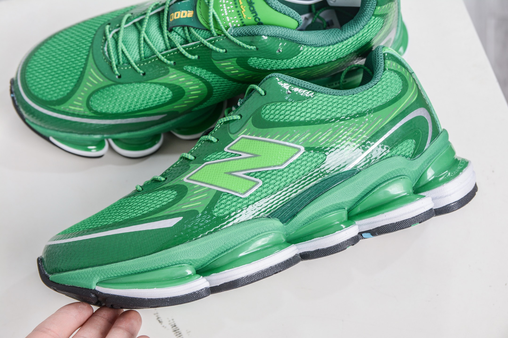 220 T版纯原 New Balance NB2000 舒适百搭防滑耐磨低帮 休闲跑步鞋 U2000ME