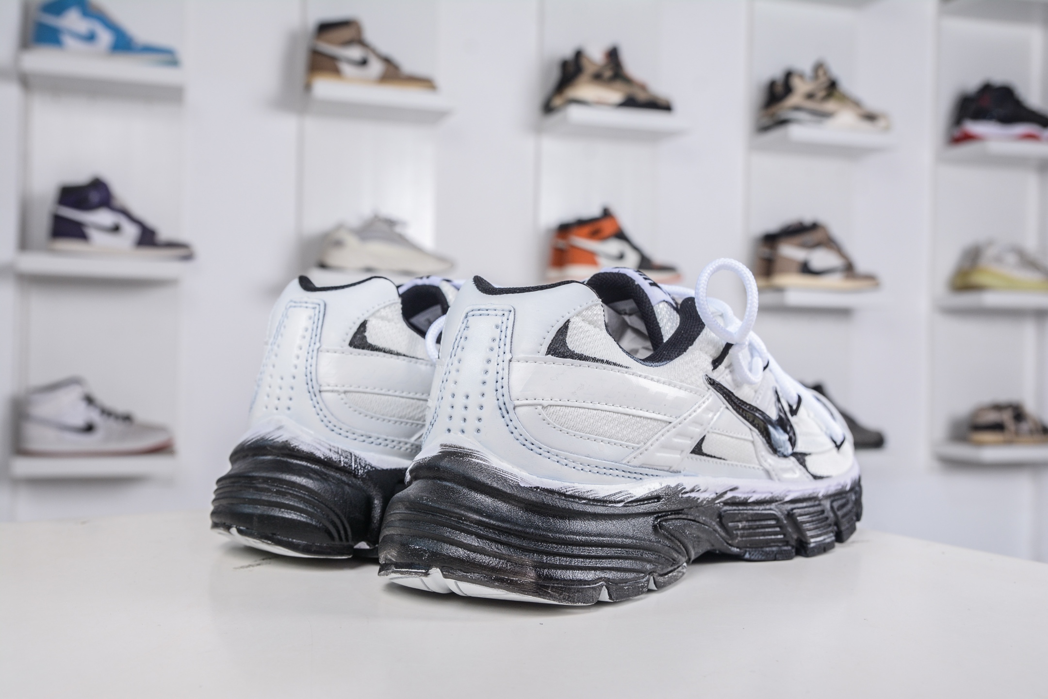 NIKE INITIATOR创始者系列复古休闲运动舒适跑鞋 394055-100