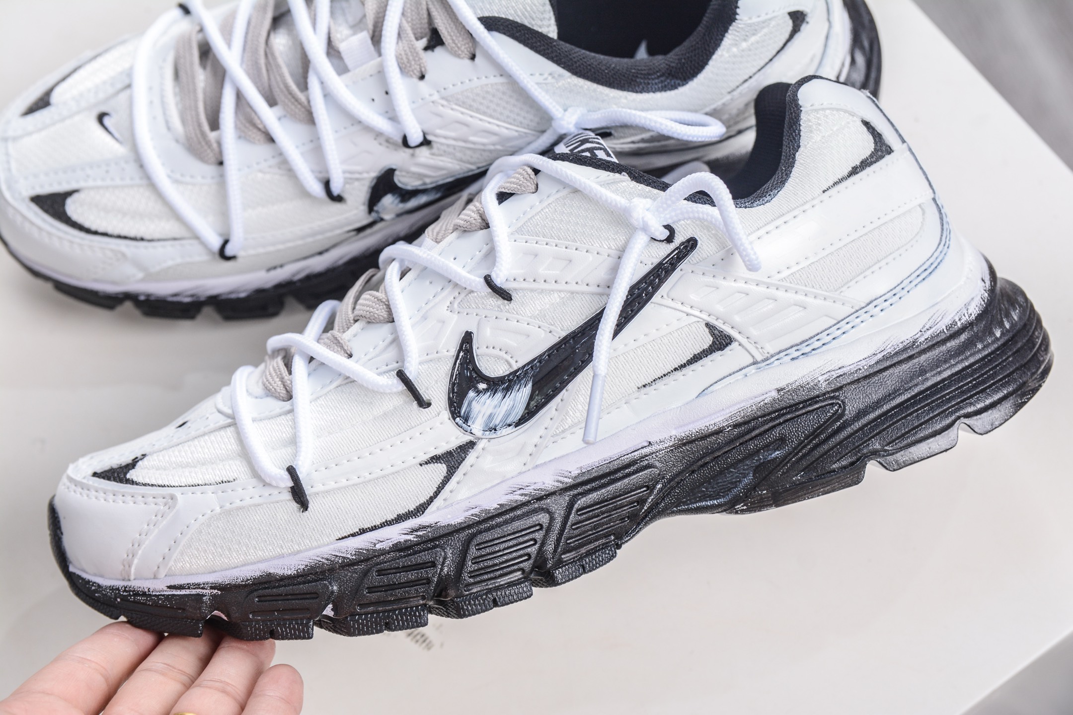 NIKE INITIATOR创始者系列复古休闲运动舒适跑鞋 394055-100