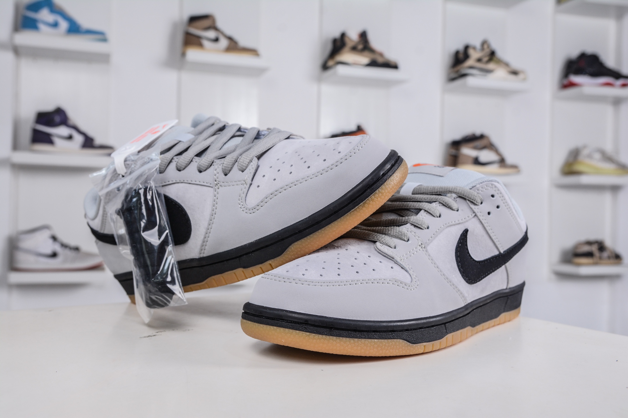 Nike Dunk SB 灰黑 FJ1674-002