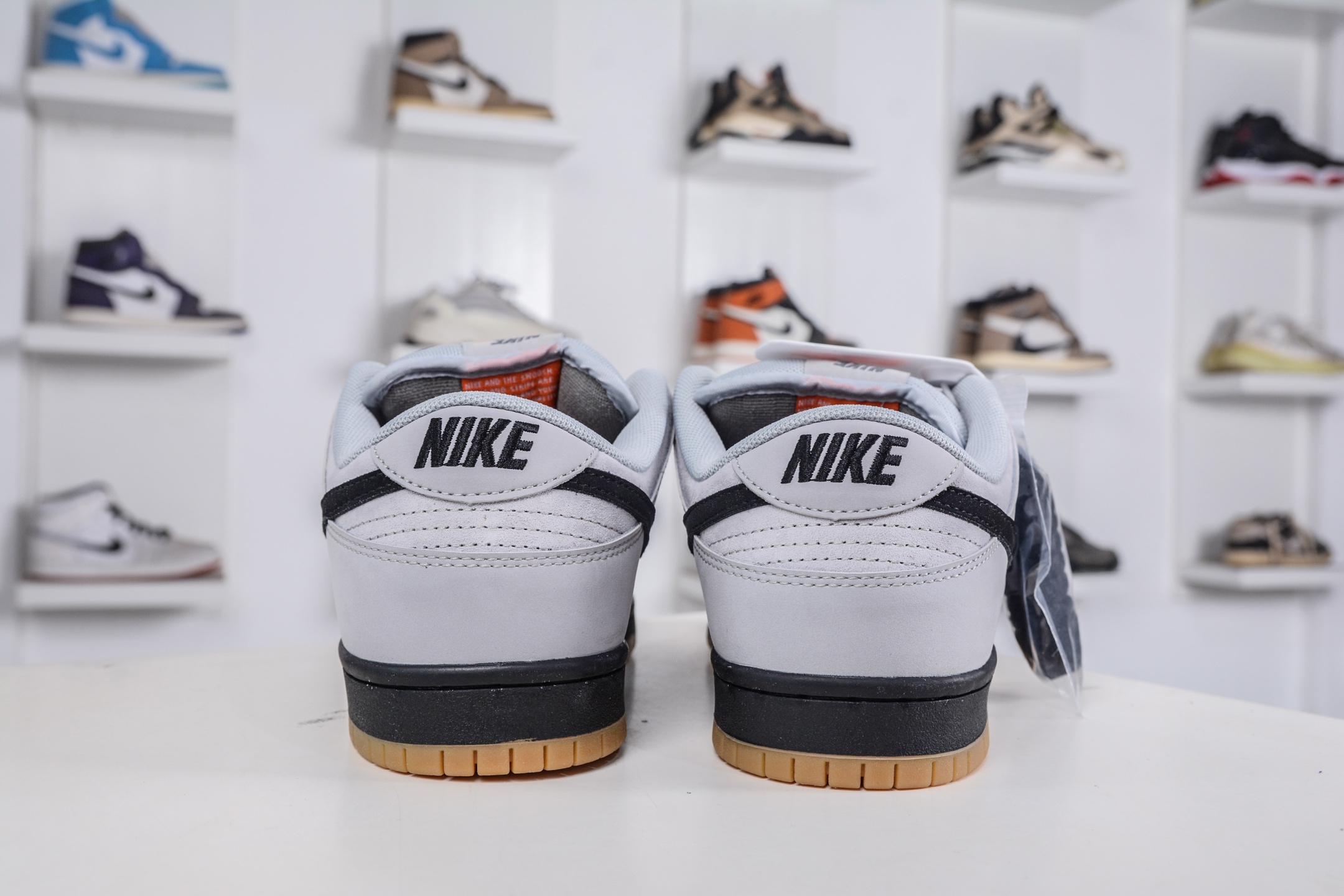 Nike Dunk SB 灰黑 FJ1674-002