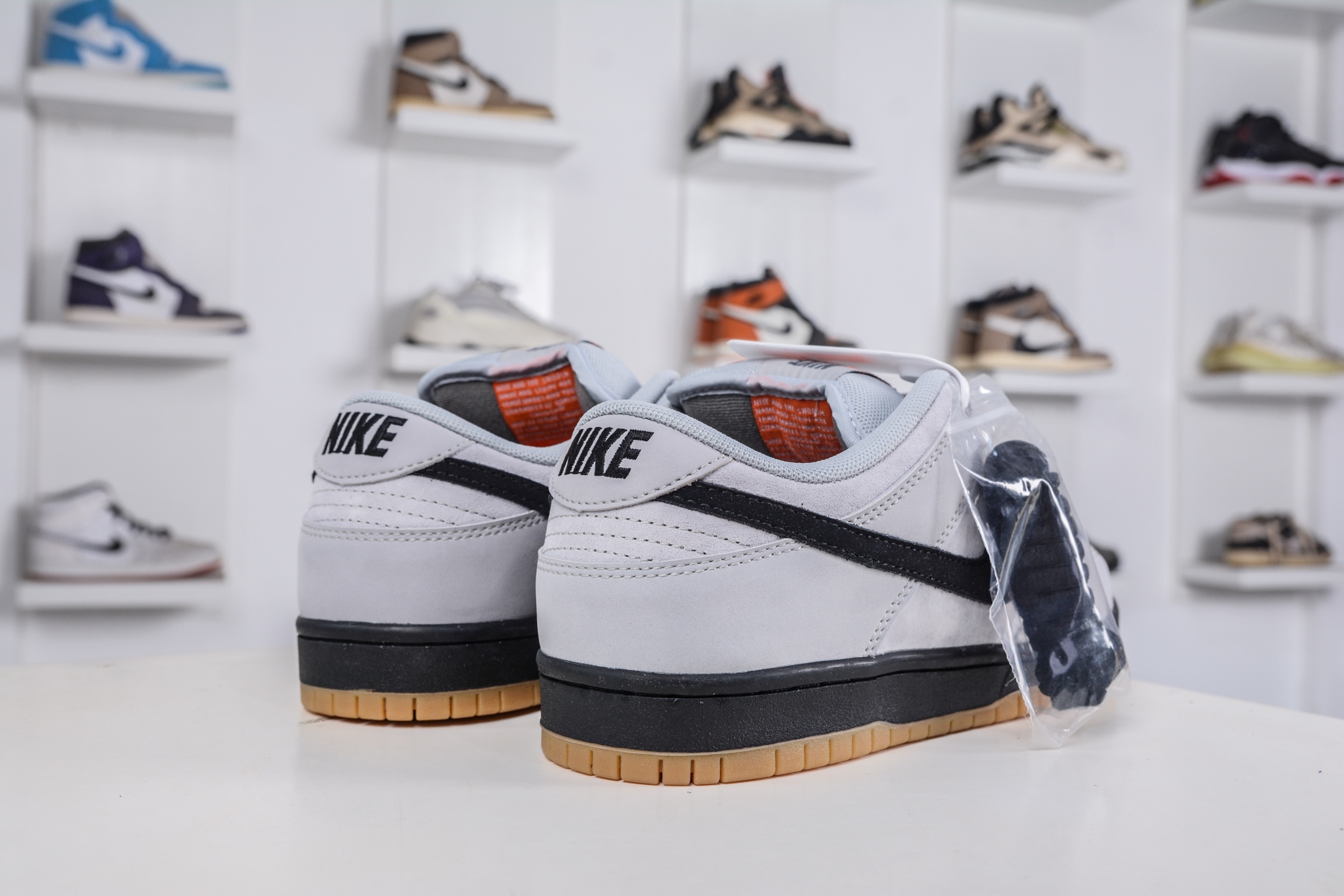 Nike Dunk SB 灰黑 FJ1674-002