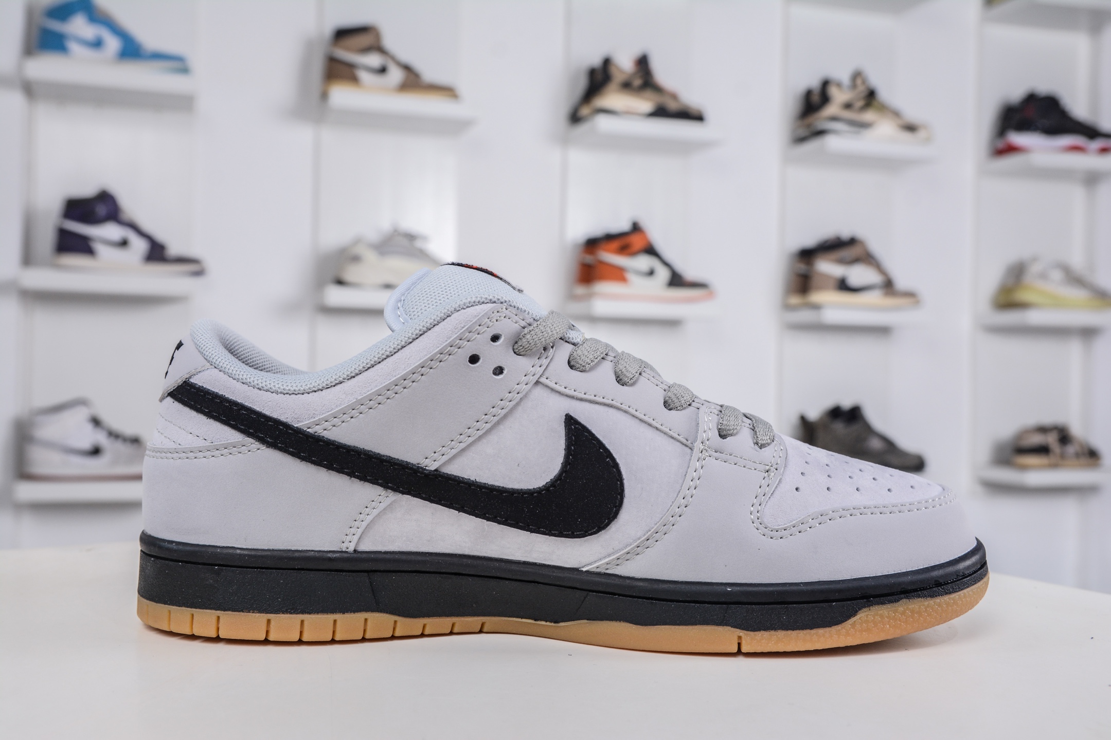 Nike Dunk SB 灰黑 FJ1674-002