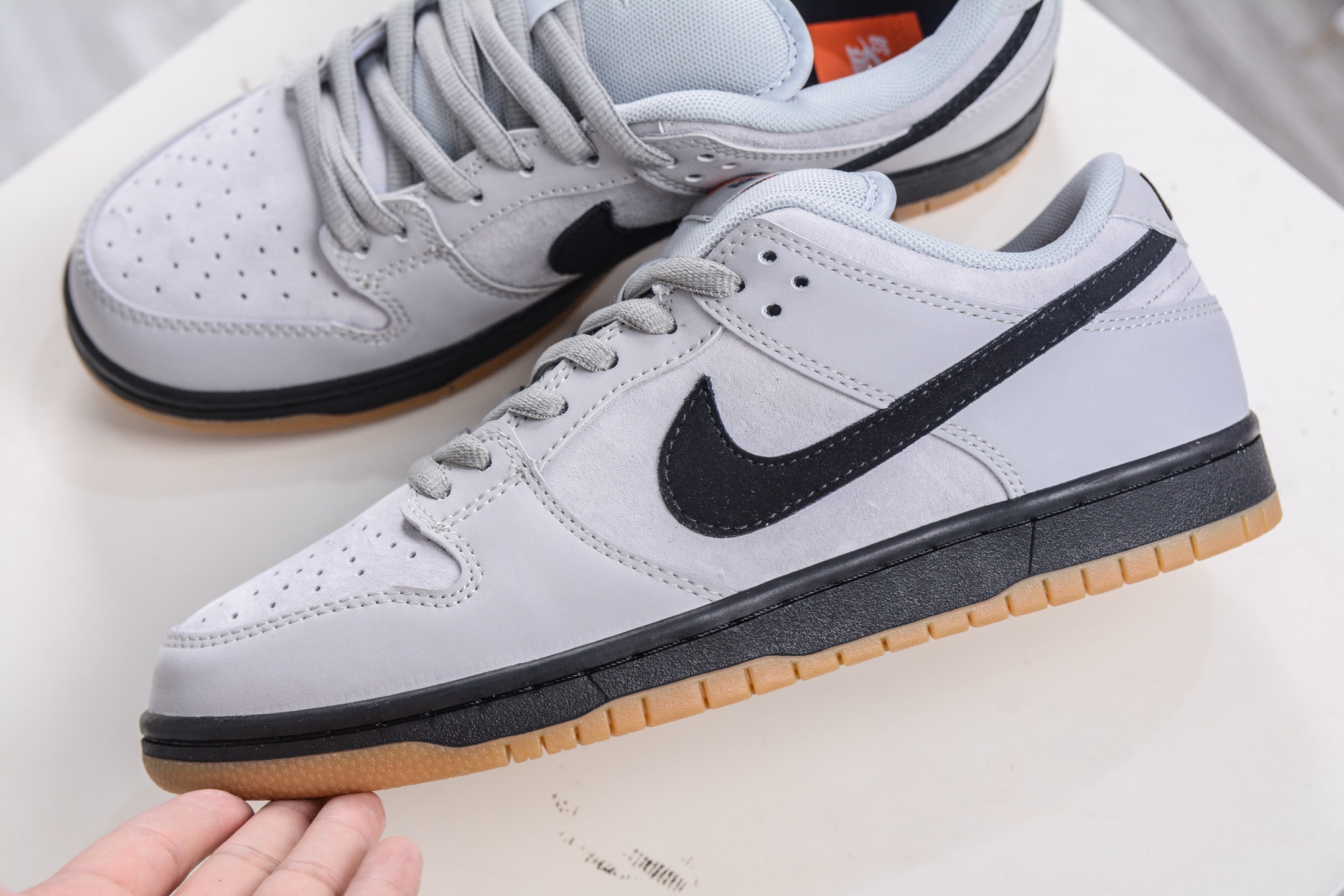 Nike Dunk SB 灰黑 FJ1674-002