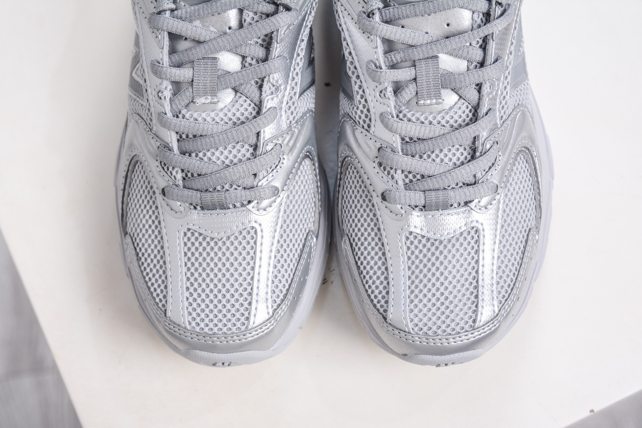 180 New Balance MR530系列复古老爹风网布跑步休闲运动鞋 MR530ZGS-Chinese UA Cheap High Quatity Brand Clothes Bags handbags Sneakers wholesale wholesaler seller from China Factory suppliers Fashion Clothing Shoes best Quality Beautiful Price 180 New Balance MR530系列复古老爹风网布跑步休闲运动鞋 MR530ZGS