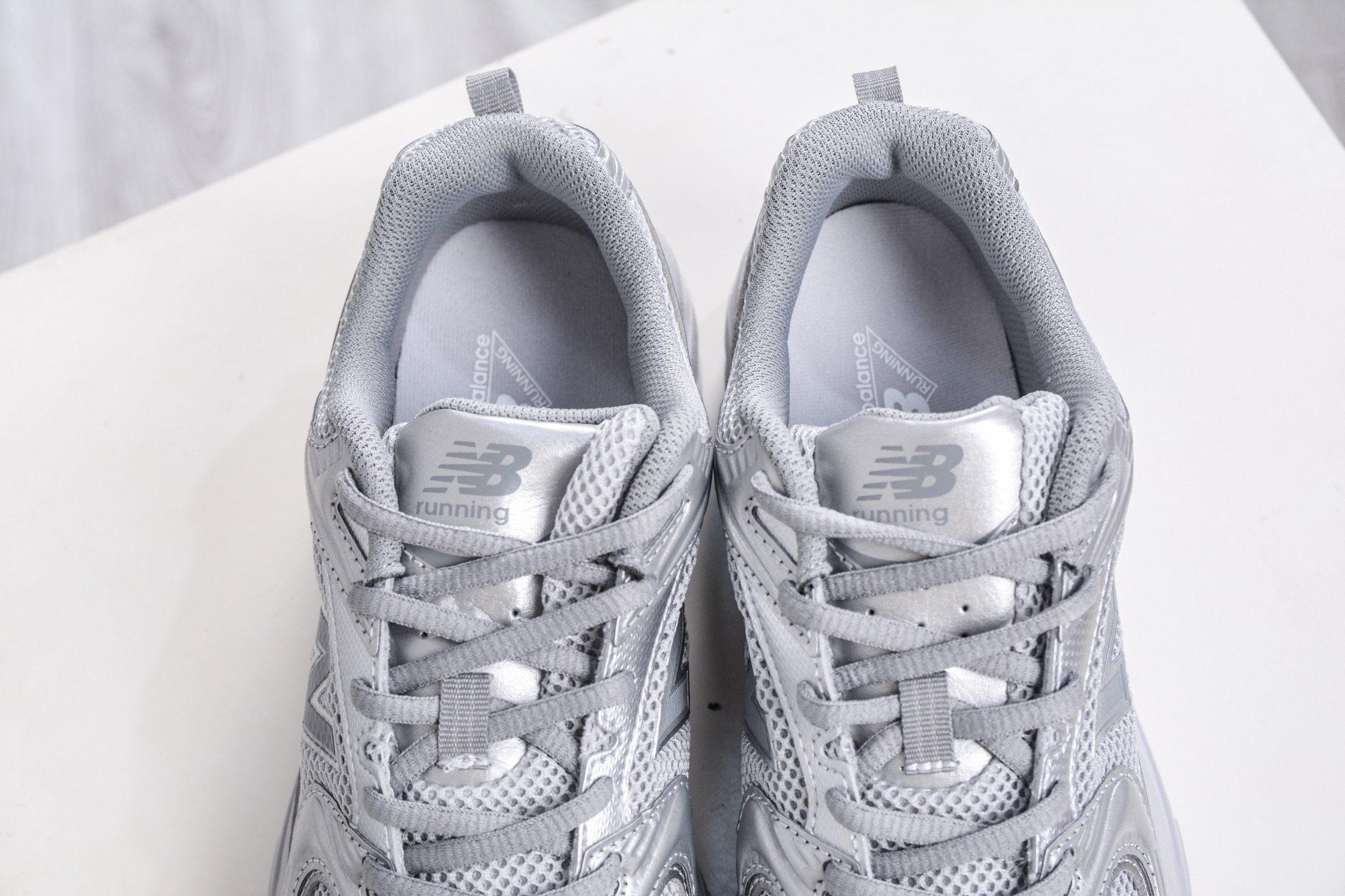 180 New Balance MR530系列复古老爹风网布跑步休闲运动鞋 MR530ZGS-Chinese UA Cheap High Quatity Brand Clothes Bags handbags Sneakers wholesale wholesaler seller from China Factory suppliers Fashion Clothing Shoes best Quality Beautiful Price 180 New Balance MR530系列复古老爹风网布跑步休闲运动鞋 MR530ZGS