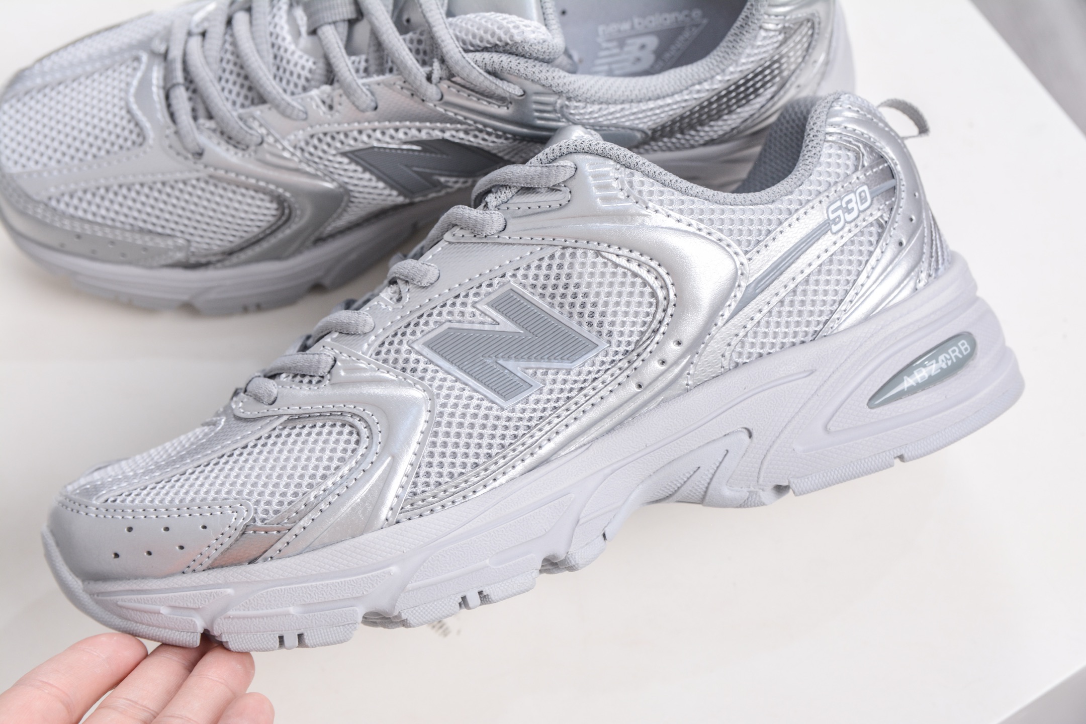 180 New Balance MR530系列复古老爹风网布跑步休闲运动鞋 MR530ZGS-Chinese UA Cheap High Quatity Brand Clothes Bags handbags Sneakers wholesale wholesaler seller from China Factory suppliers Fashion Clothing Shoes best Quality Beautiful Price 180 New Balance MR530系列复古老爹风网布跑步休闲运动鞋 MR530ZGS