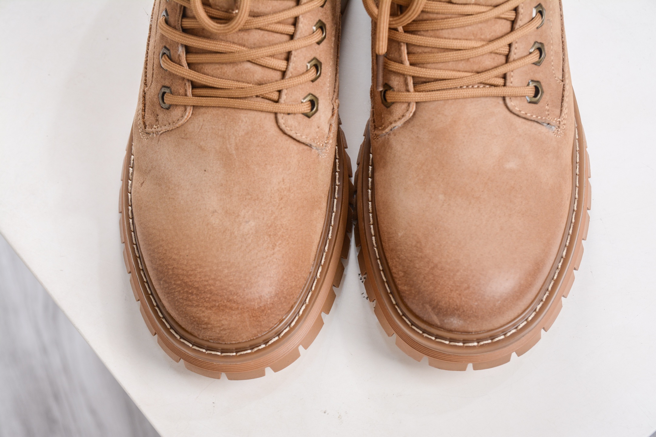 310 UGG Tasman Weather Hybrid 塔斯曼混合系列中帮轻量休闲马丁靴