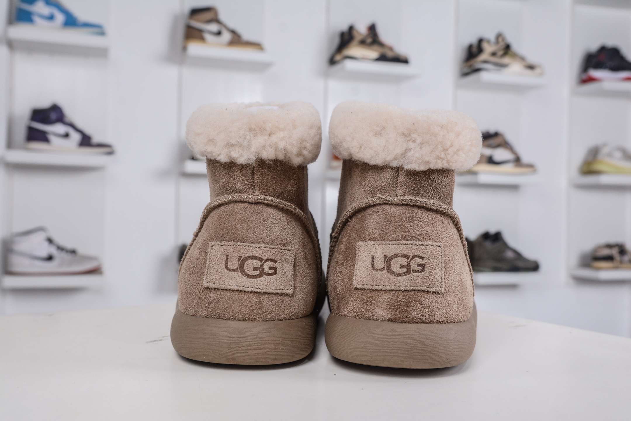 UGG 卷毛土豆靴 羚羊棕 女神款秋冬羊皮毛一体雪地靴 115698