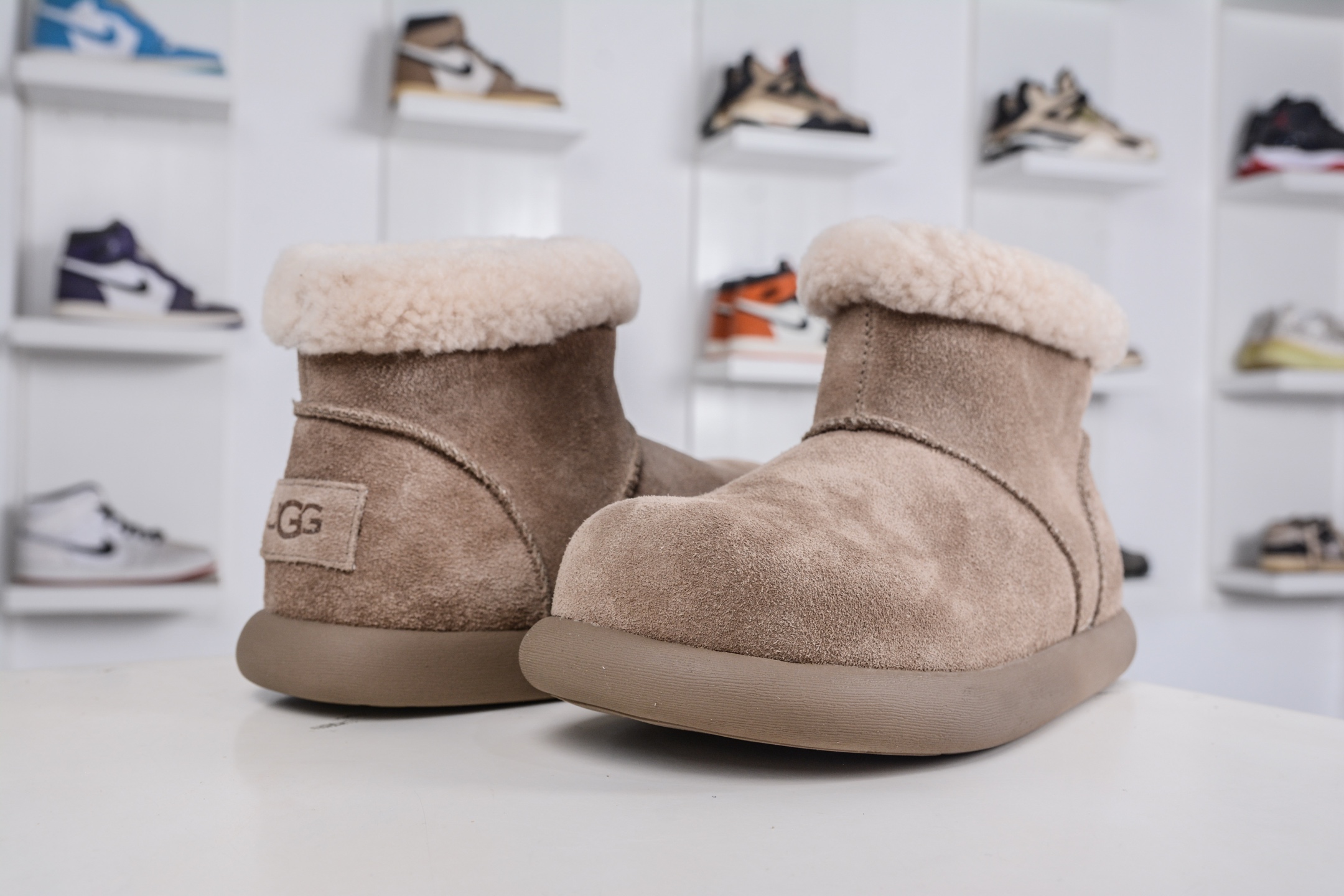 UGG 卷毛土豆靴 羚羊棕 女神款秋冬羊皮毛一体雪地靴 115698