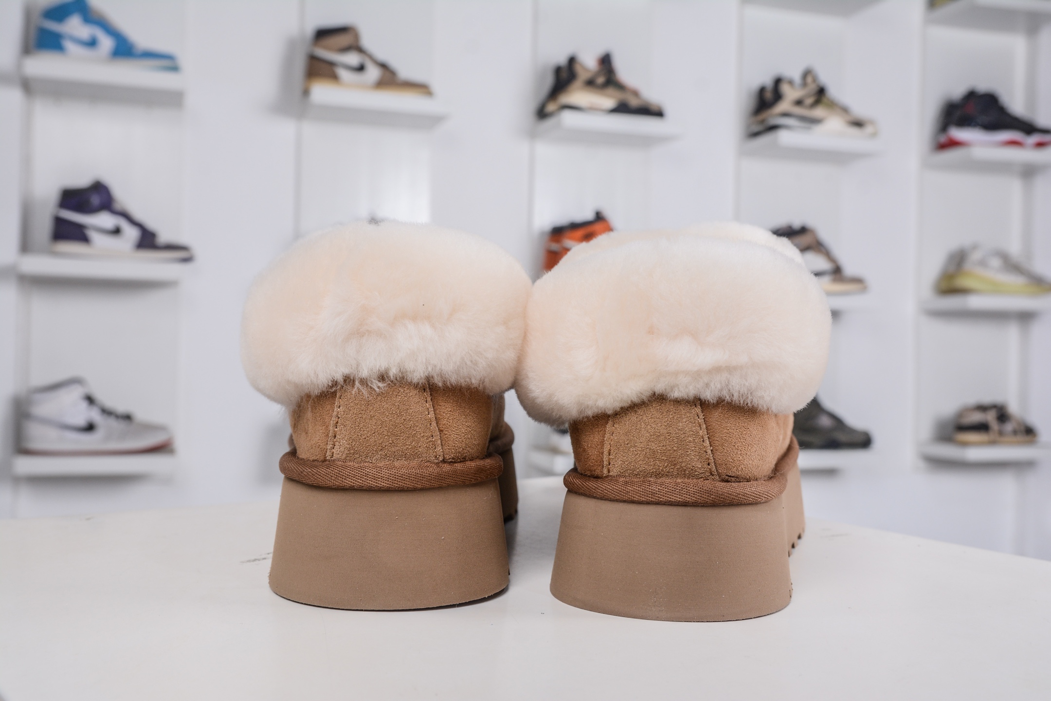 240 UGG 塔次特 3CM厚底 栗色 羊皮毛一体高品质 保暖锁热 1134810-CHE