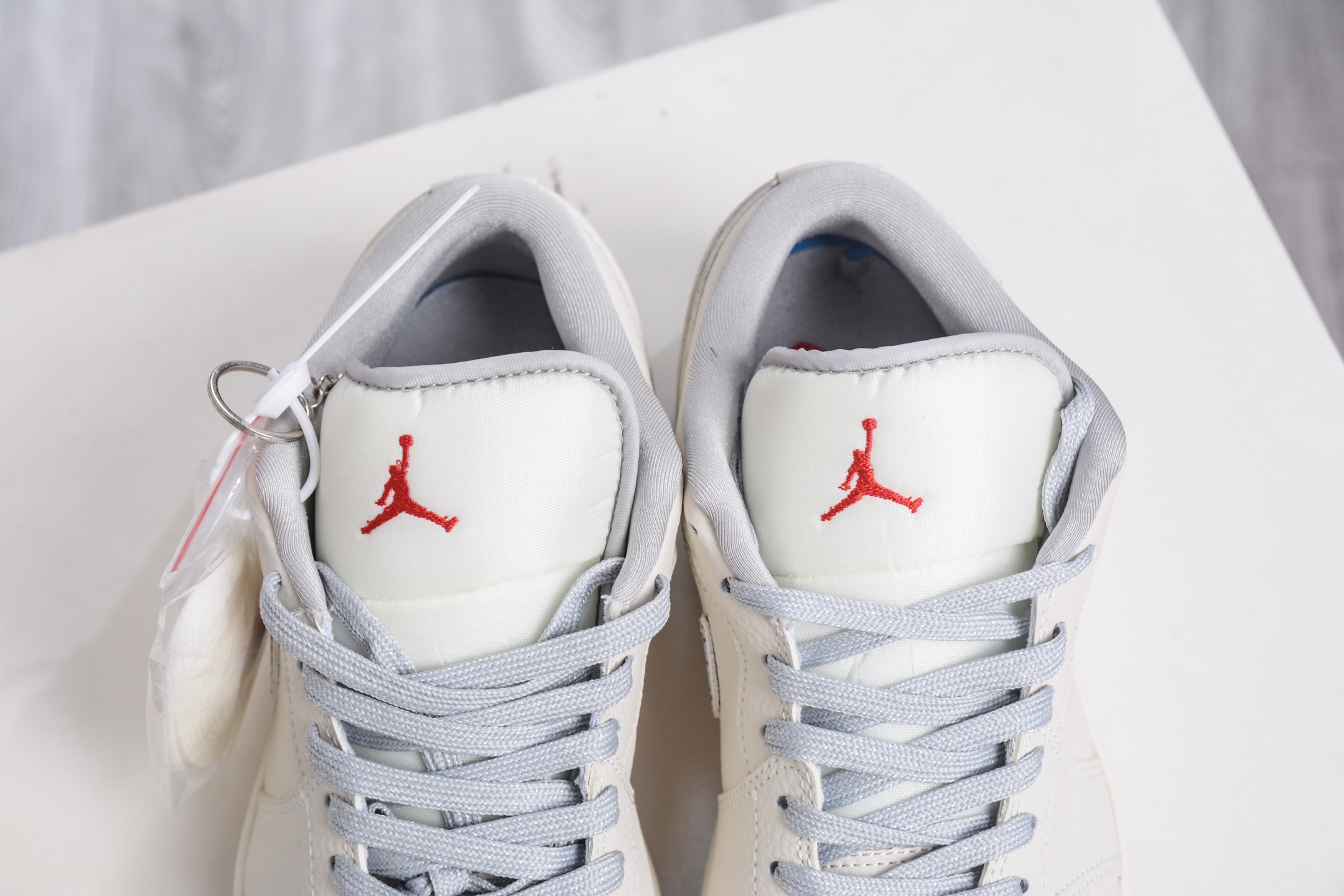 Air Jordan 1 Retro Low x Supreme SUP联名-米白彩勾 LR8888-014