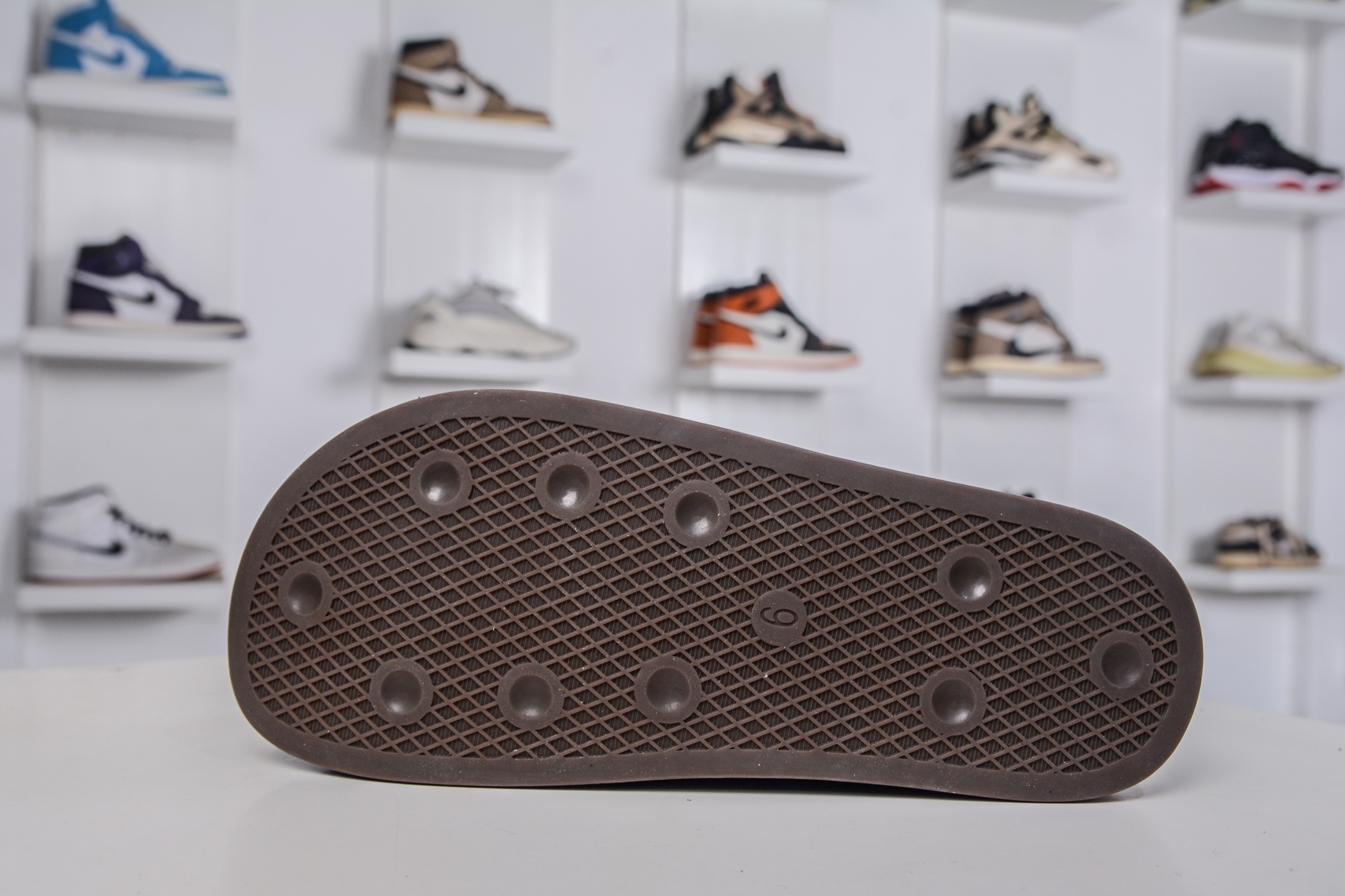 180 adidas originals Adimule 黑色 勃肯系 防磨防滑包头拖鞋 JQ4367