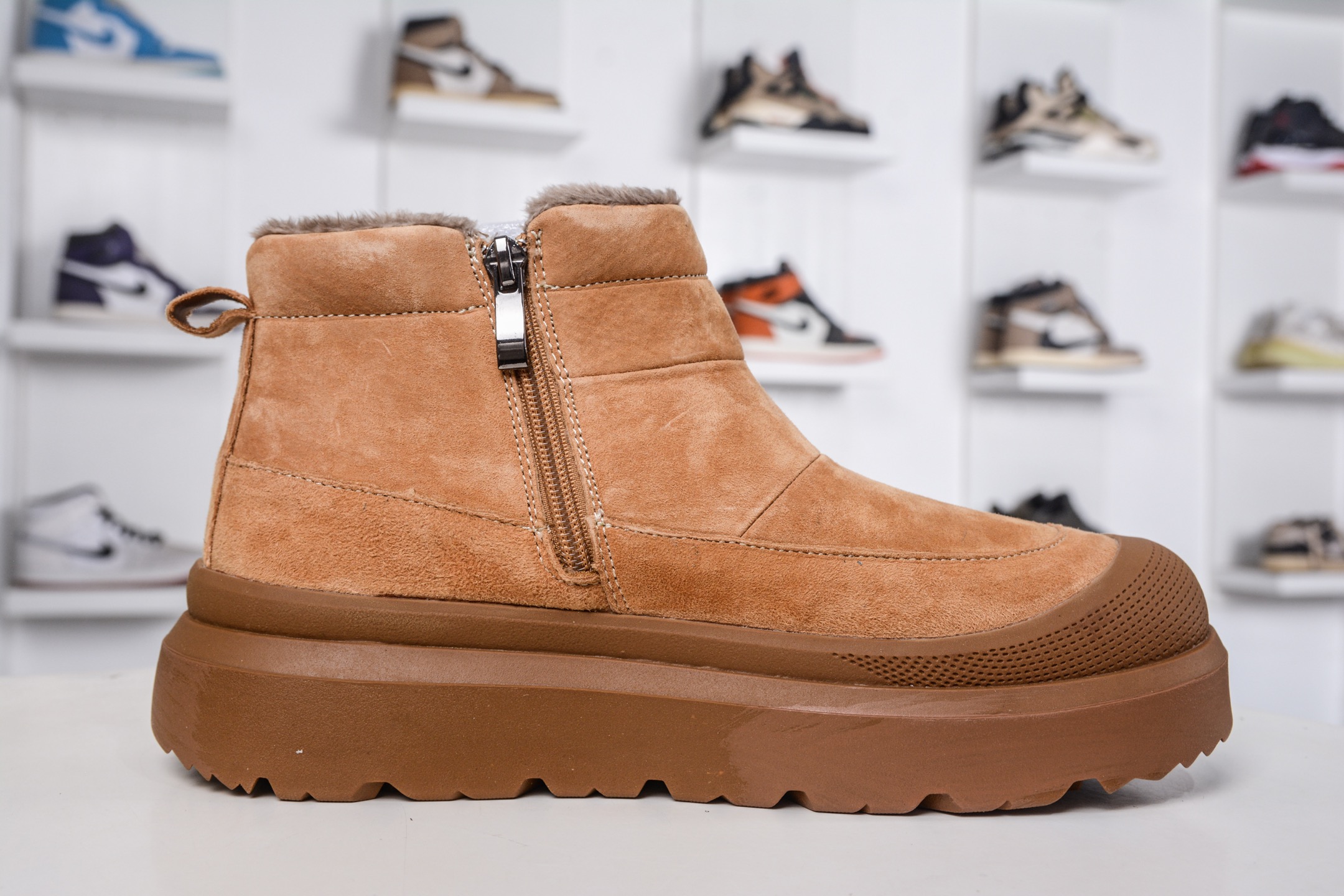 280 美国轻奢品牌 UGG Tasman Weather Hybrid 塔斯曼混合系列轻量休闲鞋 U6337M