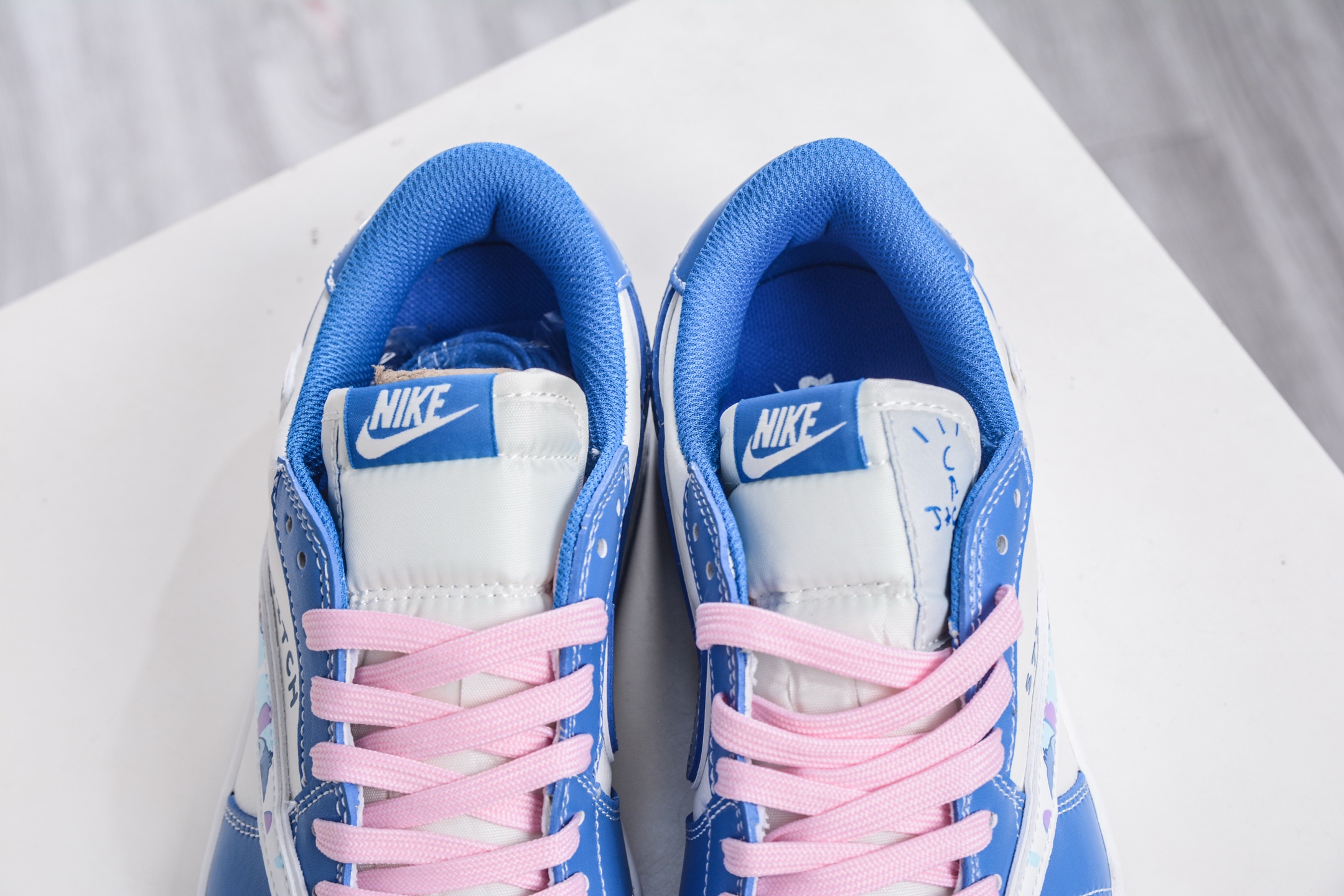 TS x Air Jordan 1 AJ1 Low 倒钩低帮 卡通蓝 DZ5899-023-莆田鞋,莆田鞋货源,高仿鞋,高仿鞋货源,安福档口,莆田高仿鞋,莆田鞋批发,高仿鞋批发,莆田高仿运动鞋,高仿运动鞋,莆田运动鞋 TS x Air Jordan 1 AJ1 Low 倒钩低帮 卡通蓝 DZ5899-023