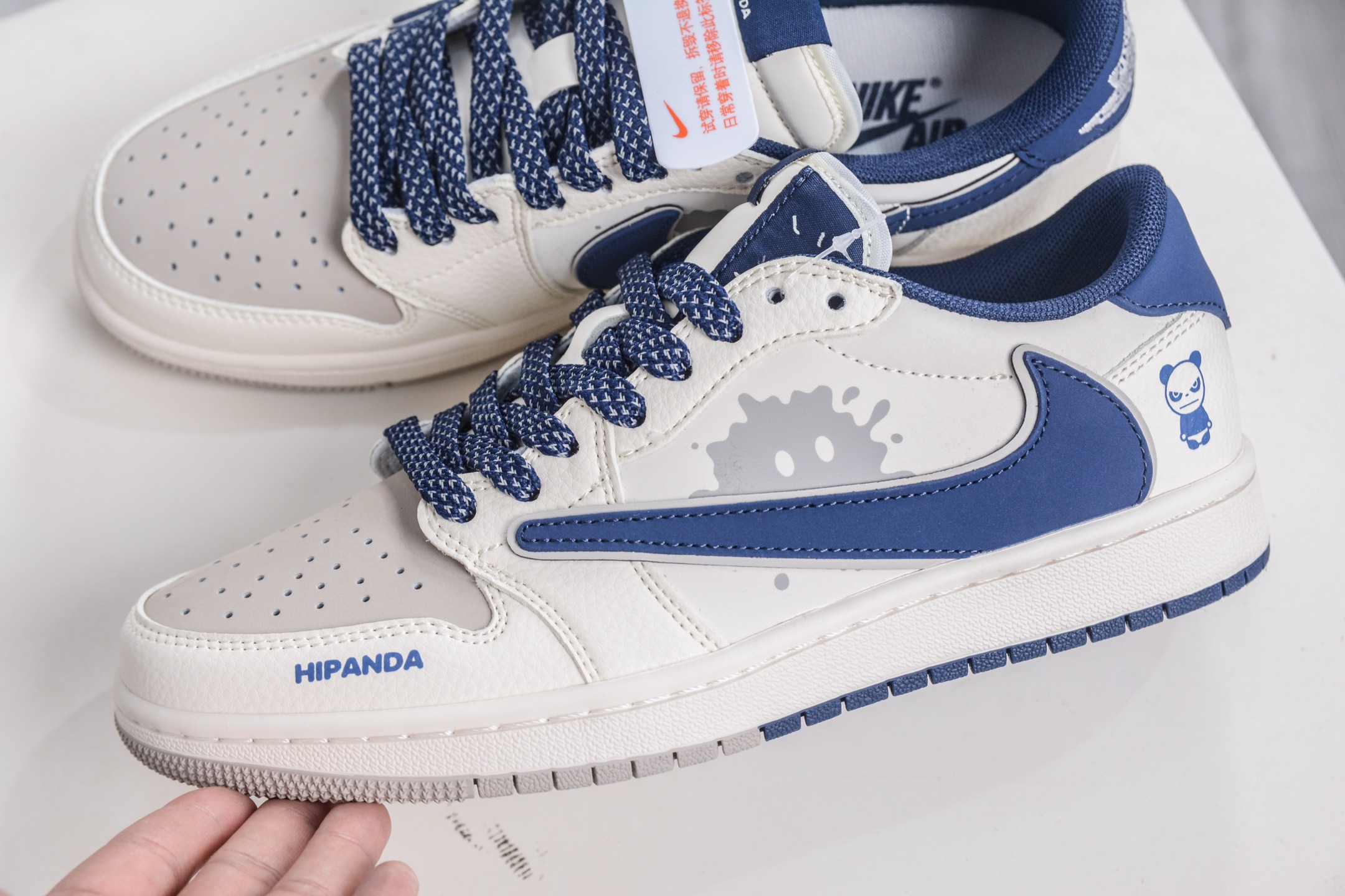 TS x Air Jordan x Hip Panda AJ1 Low 倒钩低帮联名暴力熊-白灰蓝 XD0798-310