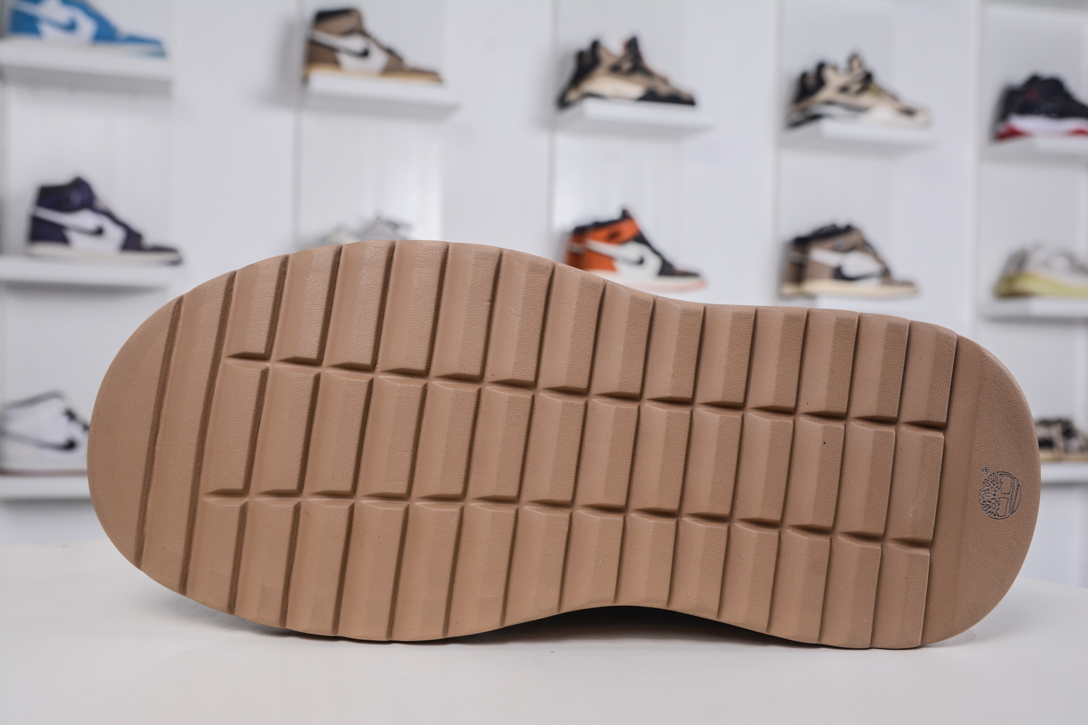 320 Timberland添柏岚/天伯伦 秋冬新品 秋冬必备户外休闲大黄靴系列-Chinese UA Cheap High Quatity Brand Clothes Bags handbags Sneakers wholesale wholesaler seller from China Factory suppliers Fashion Clothing Shoes best Quality Beautiful Price 320 Timberland添柏岚/天伯伦 秋冬新品 秋冬必备户外休闲大黄靴系列