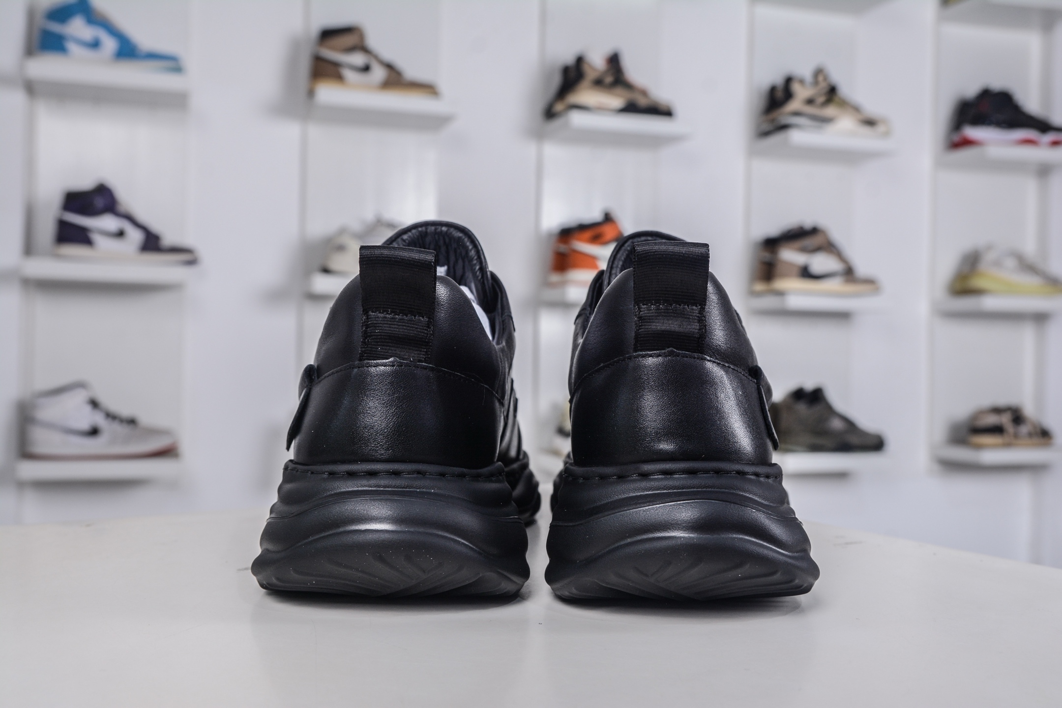 300 Ecco/爱步 灵动系列 秋冬新款 百搭舒适厚底休闲运动男鞋 518821 01 001-Chinese UA Cheap High Quatity Brand Clothes Bags handbags Sneakers wholesale wholesaler seller from China Factory suppliers Fashion Clothing Shoes best Quality Beautiful Price 300 Ecco/爱步 灵动系列 秋冬新款 百搭舒适厚底休闲运动男鞋 518821 01 001