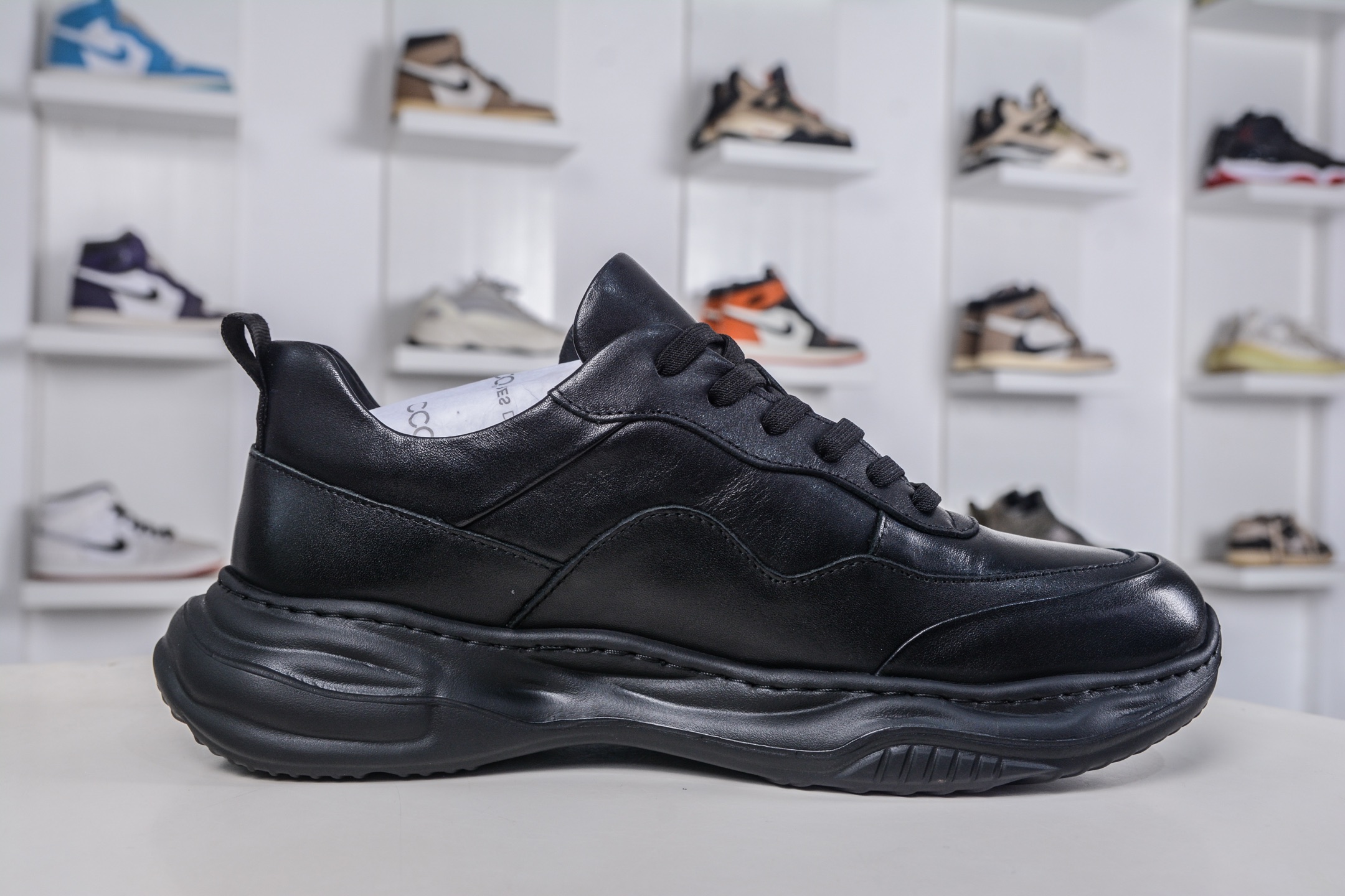 300 Ecco/爱步 灵动系列 秋冬新款 百搭舒适厚底休闲运动男鞋 518821 01 001-Chinese UA Cheap High Quatity Brand Clothes Bags handbags Sneakers wholesale wholesaler seller from China Factory suppliers Fashion Clothing Shoes best Quality Beautiful Price 300 Ecco/爱步 灵动系列 秋冬新款 百搭舒适厚底休闲运动男鞋 518821 01 001