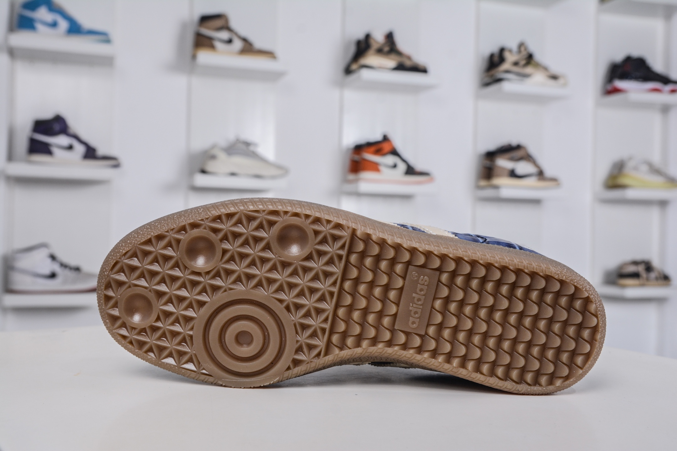 190 AdidWB Samba 复古桑巴板鞋 JH9825