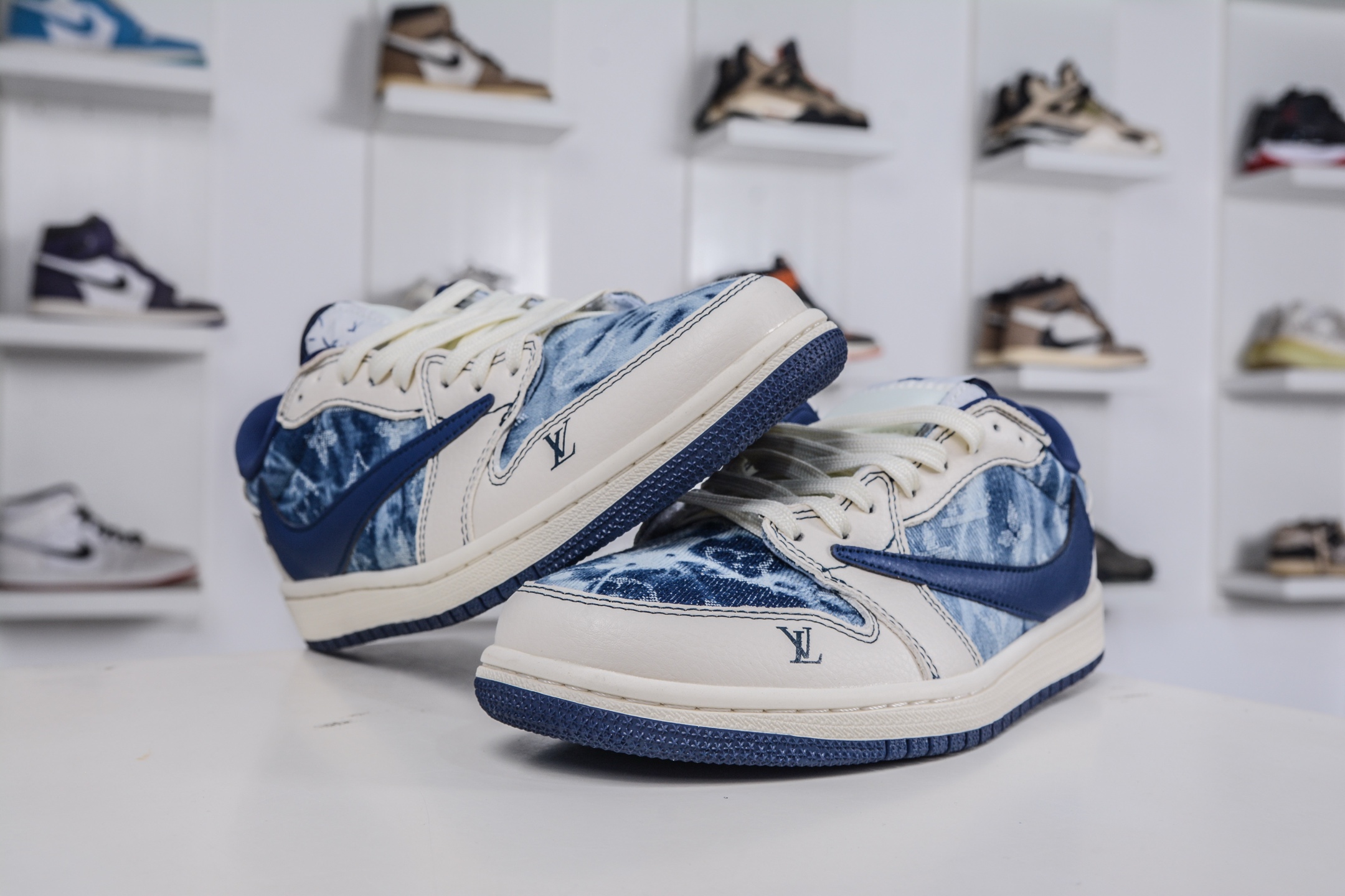 270 TS x Air Jordan x Louis VuittAJ1 Low 倒钩低帮LV联名-米白水洗蓝 LD2028-046