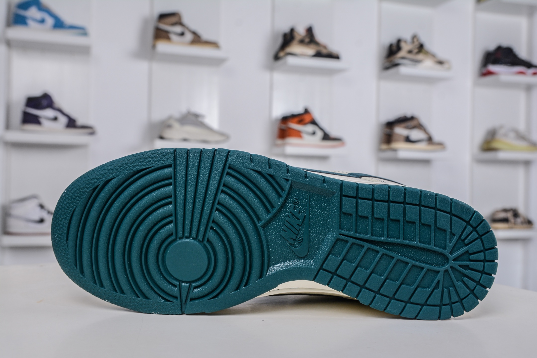 270 Nike SB Dunk Low x GUCCI x Superme 古驰SUP三方联名-米白藏青 DJ1988-003