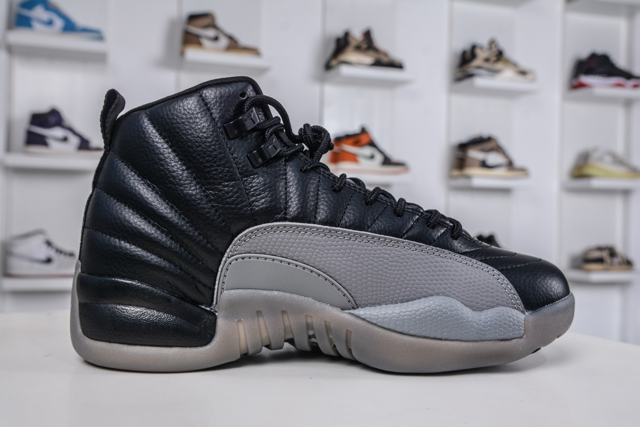 270 Air Jordan 12 Retro AJ12 复刻男子运动鞋 CT8013-019