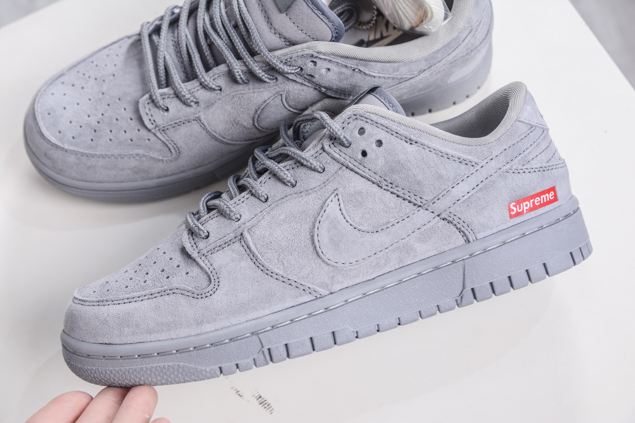 270 Nike SB Dunk Low x Superme SUP联名-猪八灰色 DD1988-003