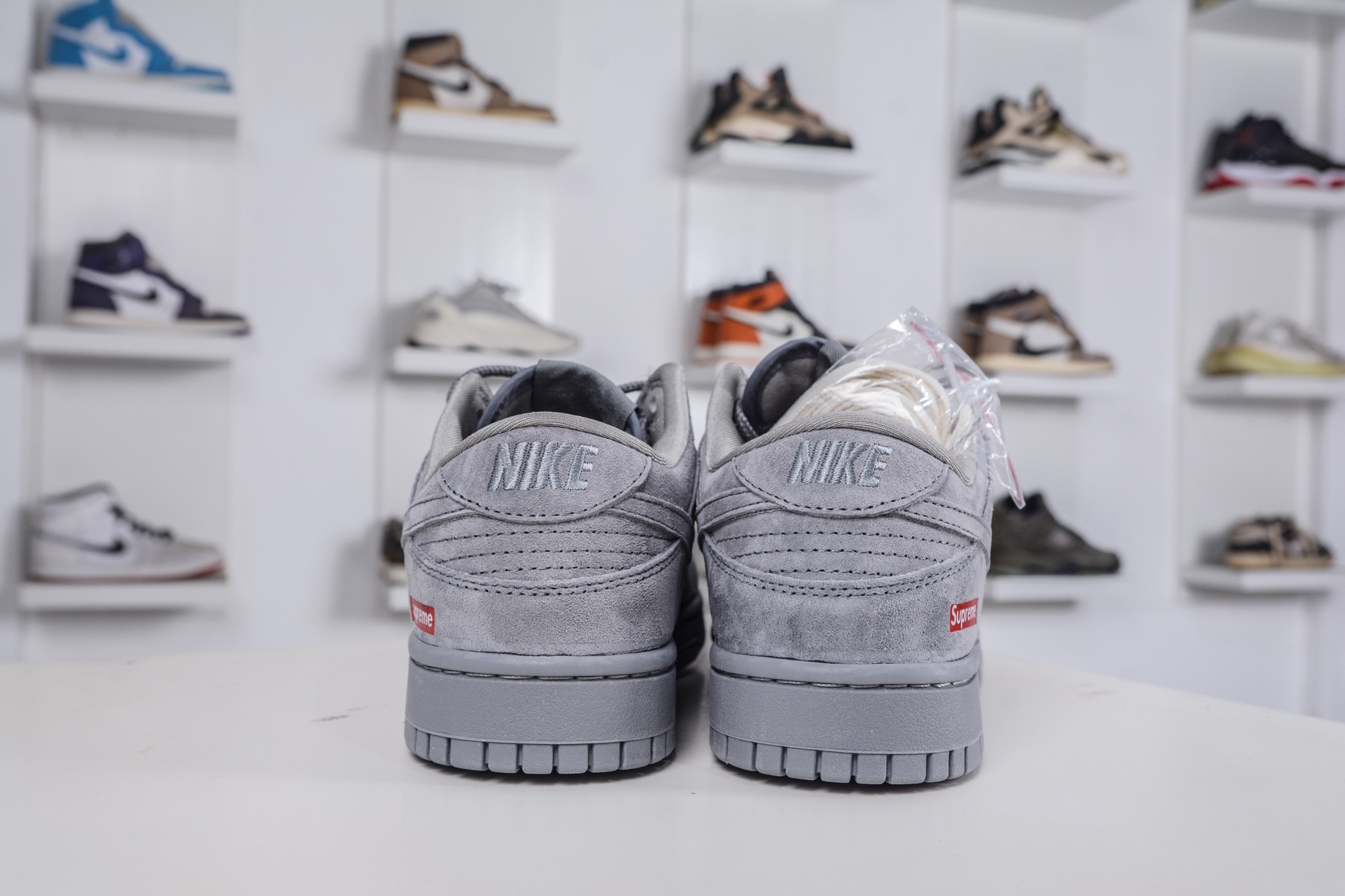 270 Nike SB Dunk Low x Superme SUP联名-猪八灰色 DD1988-003