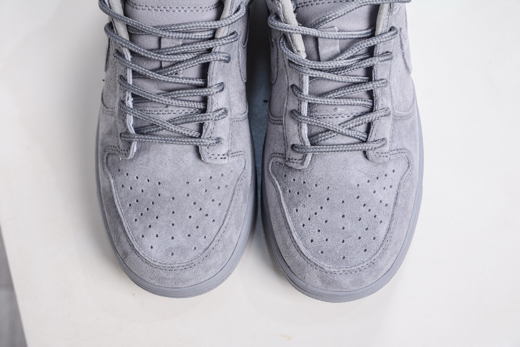 270 Nike SB Dunk Low x Superme SUP联名-猪八灰色 DD1988-003