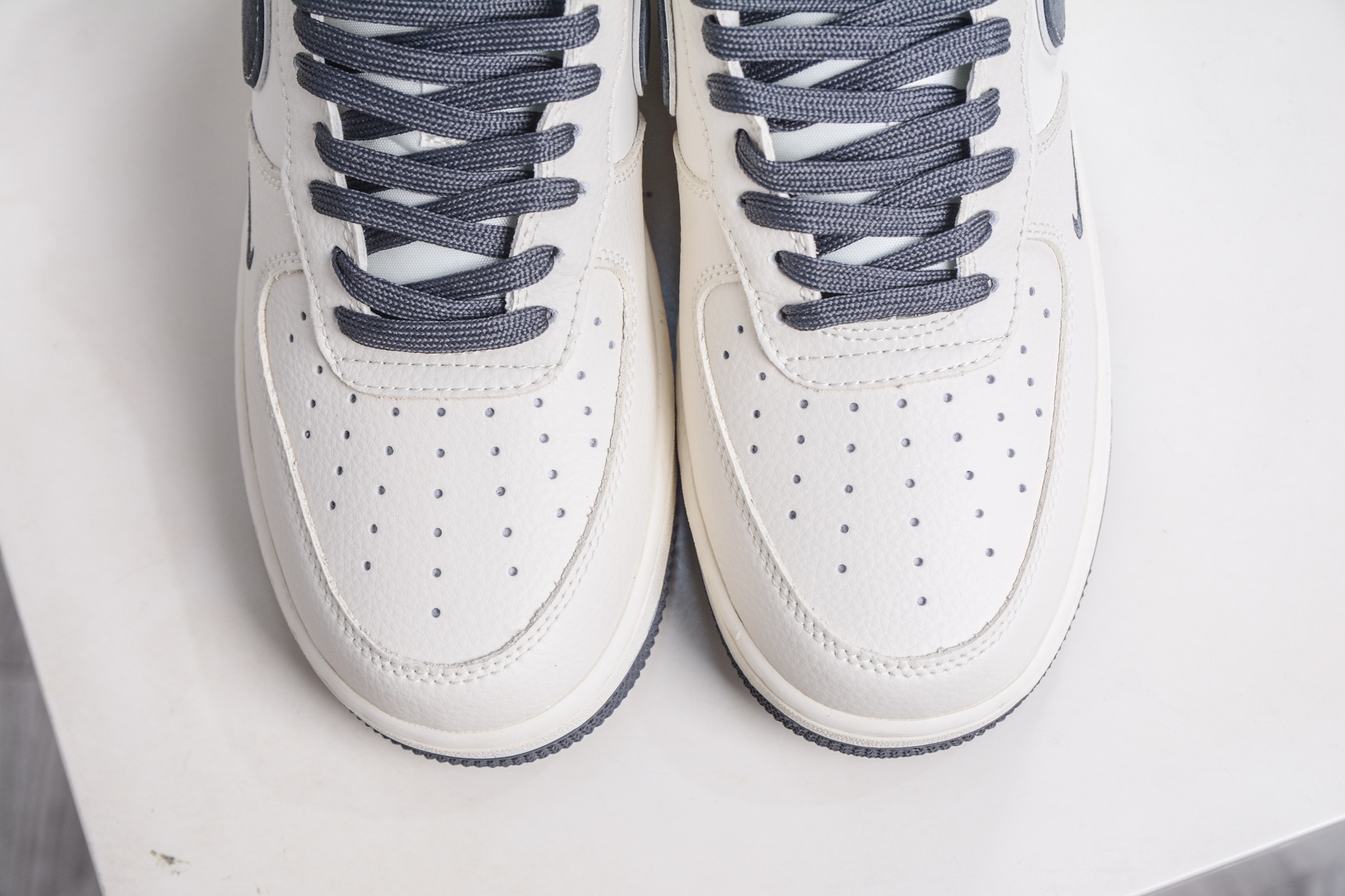 260 Nike Air Force 1 Low 07 米灰红 DD1982-325