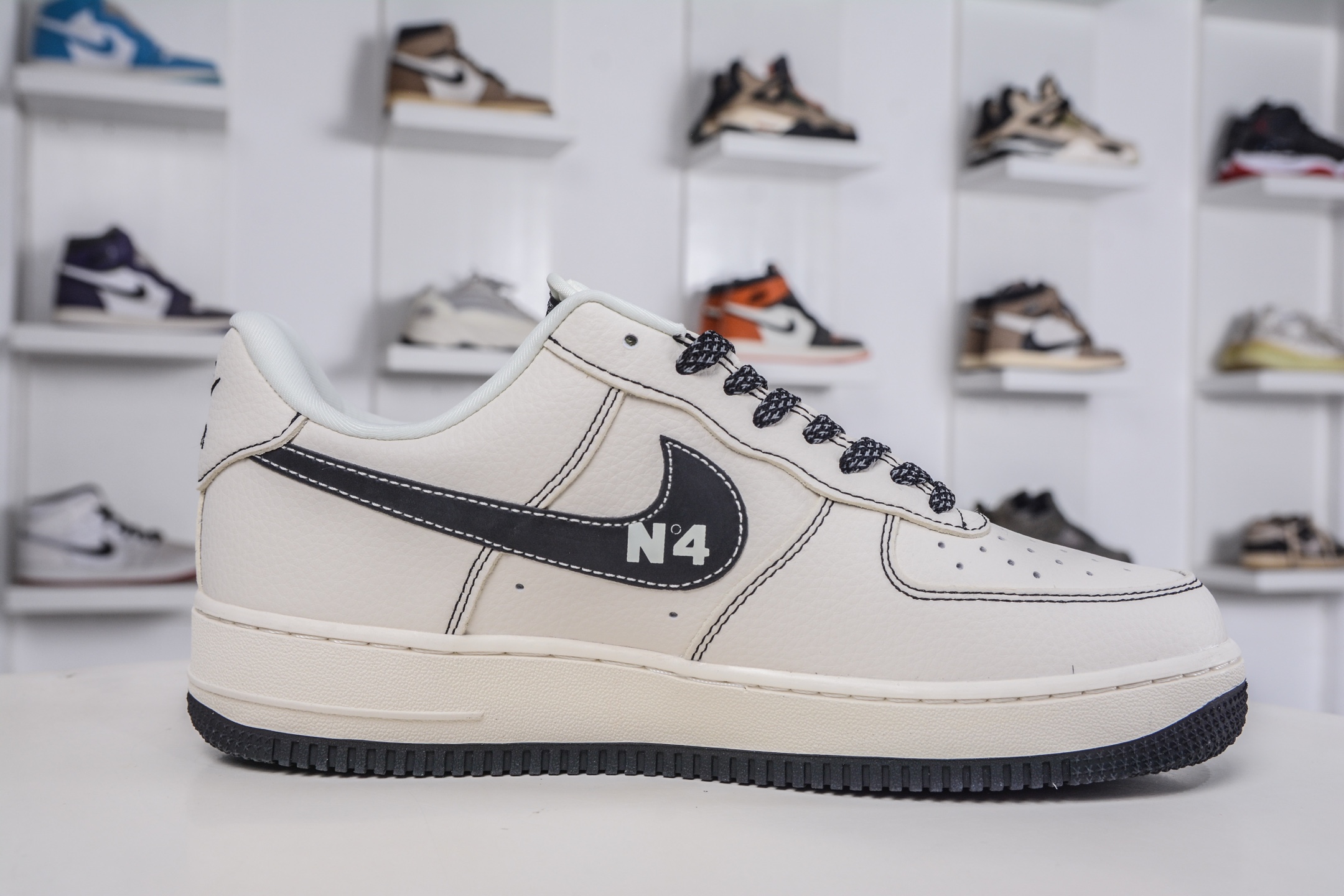 260 Stussy x NIke Air Force 1 斯图西联名-米白黑 DD1982-329