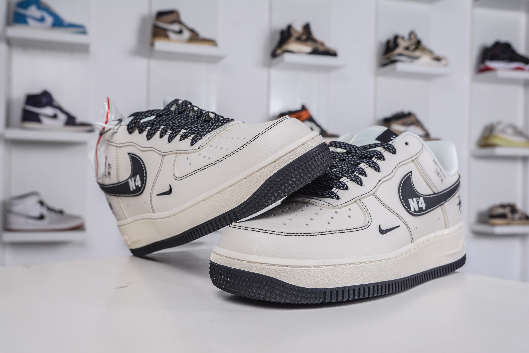260 Stussy x NIke Air Force 1 斯图西联名-米白黑 DD1982-329