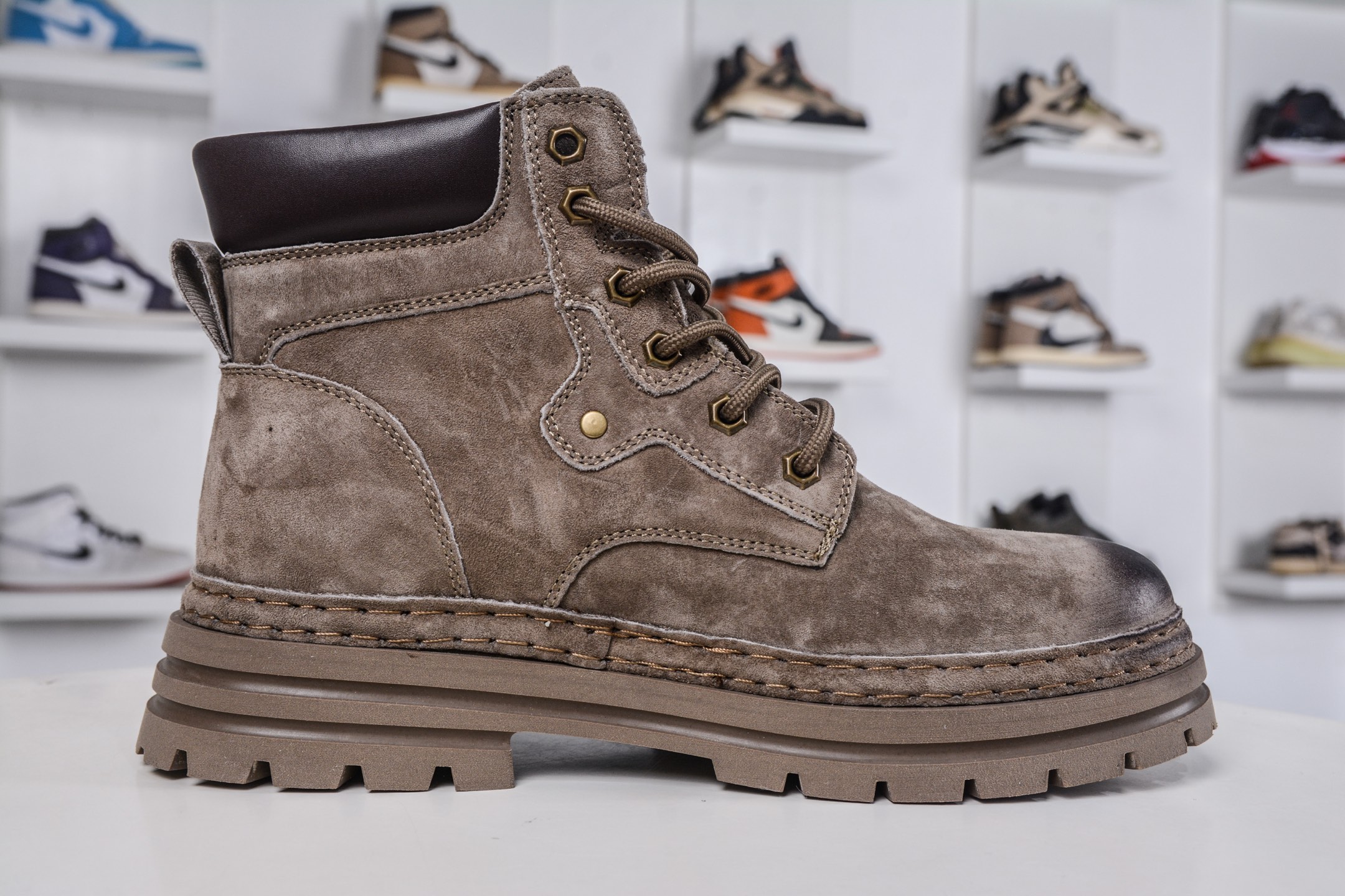 280 ECCO爱步男鞋大黄靴 防滑厚底马丁靴 工装靴真皮靴