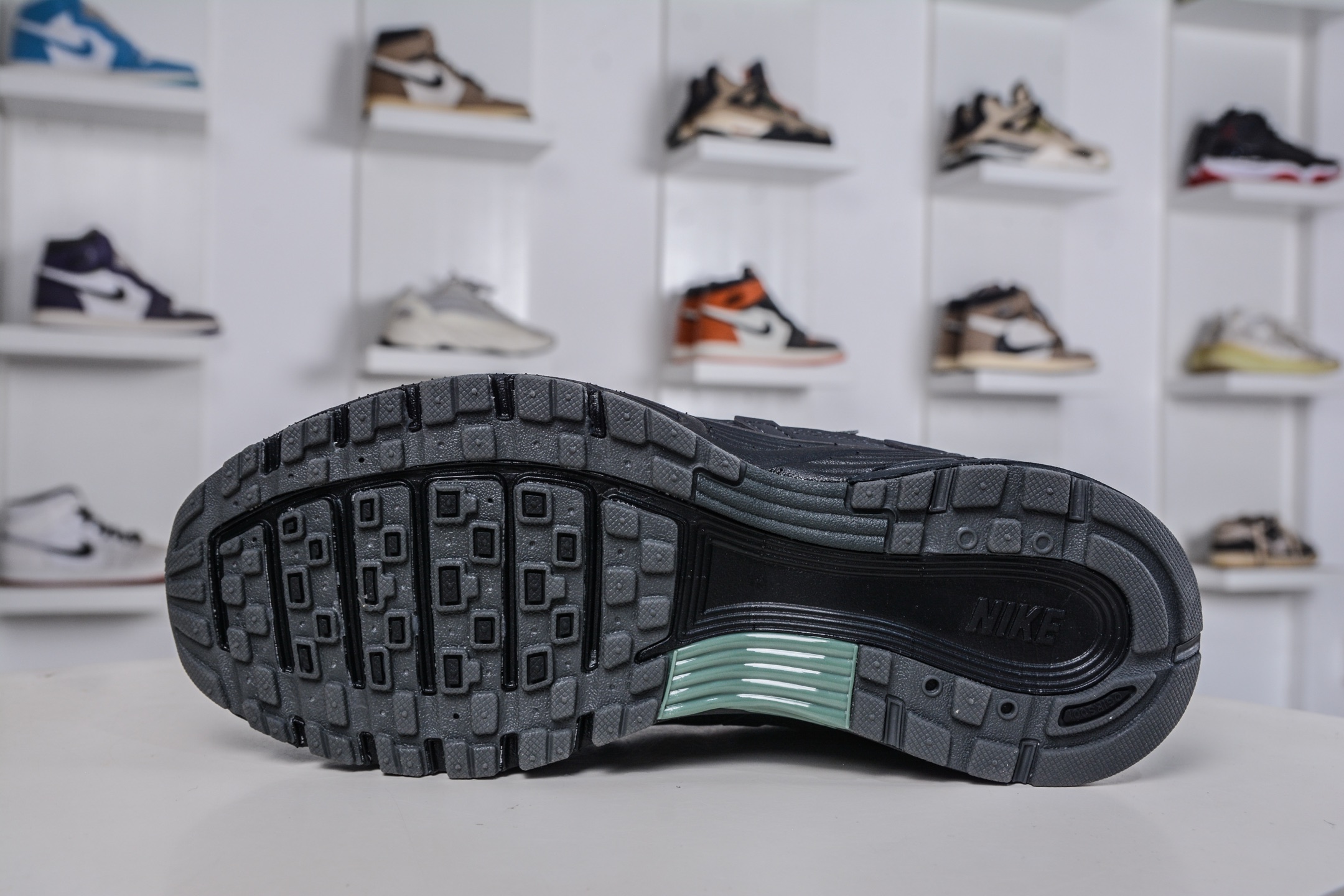 180 X版纯原 NK P-6000 系列低帮复古老爹风休闲运动舒适慢跑鞋 IM5997-060