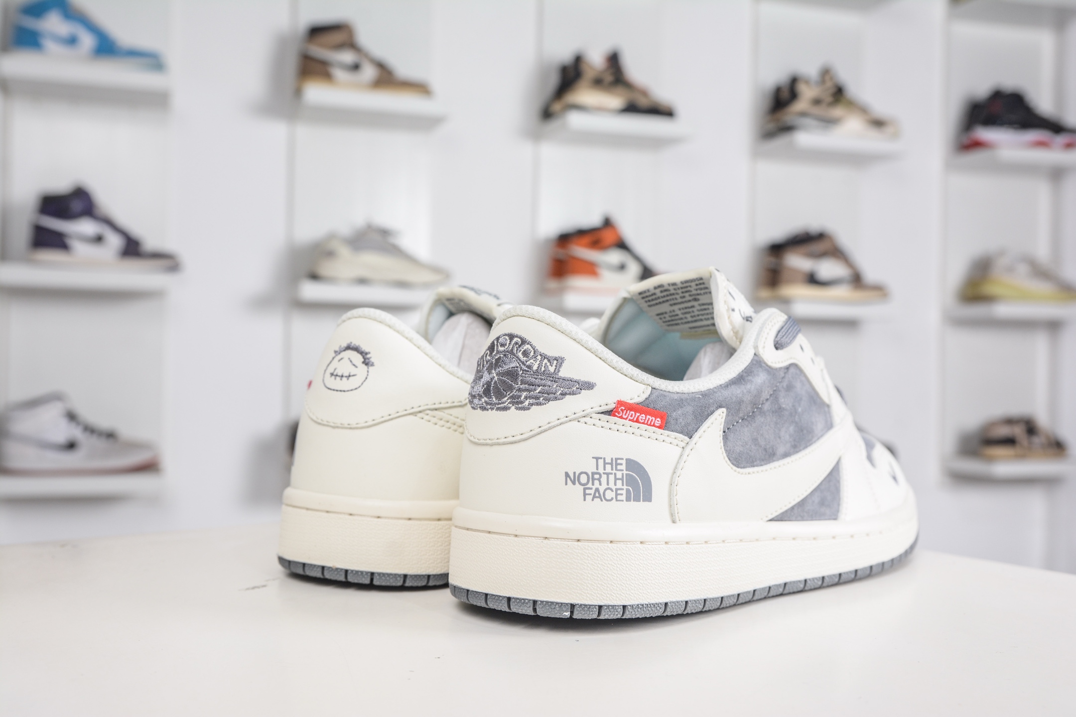 270 The North Face x Supreme x Travis Scott x Air Jordan 1 Low乔丹1代低帮倒钩北面Sup联名-米白灰 DM7866-126