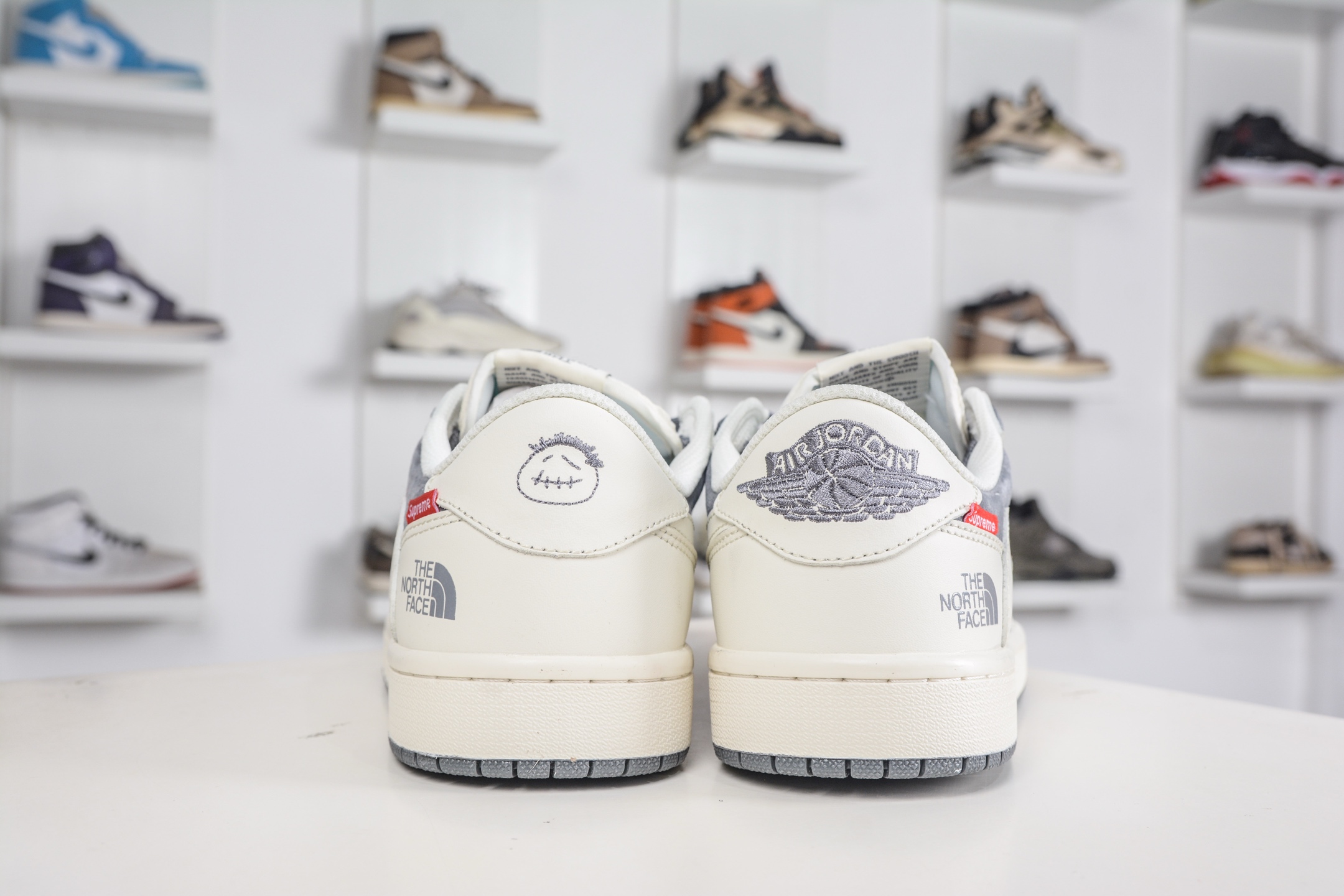 270 The North Face x Supreme x Travis Scott x Air Jordan 1 Low乔丹1代低帮倒钩北面Sup联名-米白灰 DM7866-126