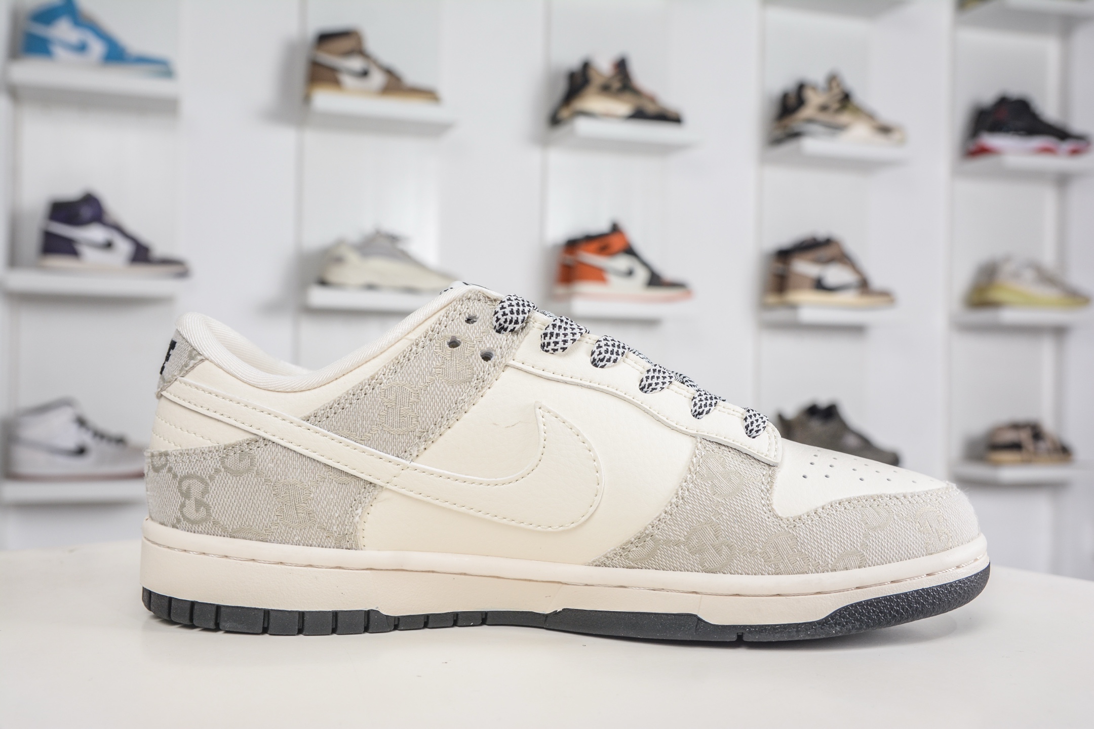 270 Nike SB Dunk Low x GUCCI 古驰联名-米黑牛仔布 JP1628-077