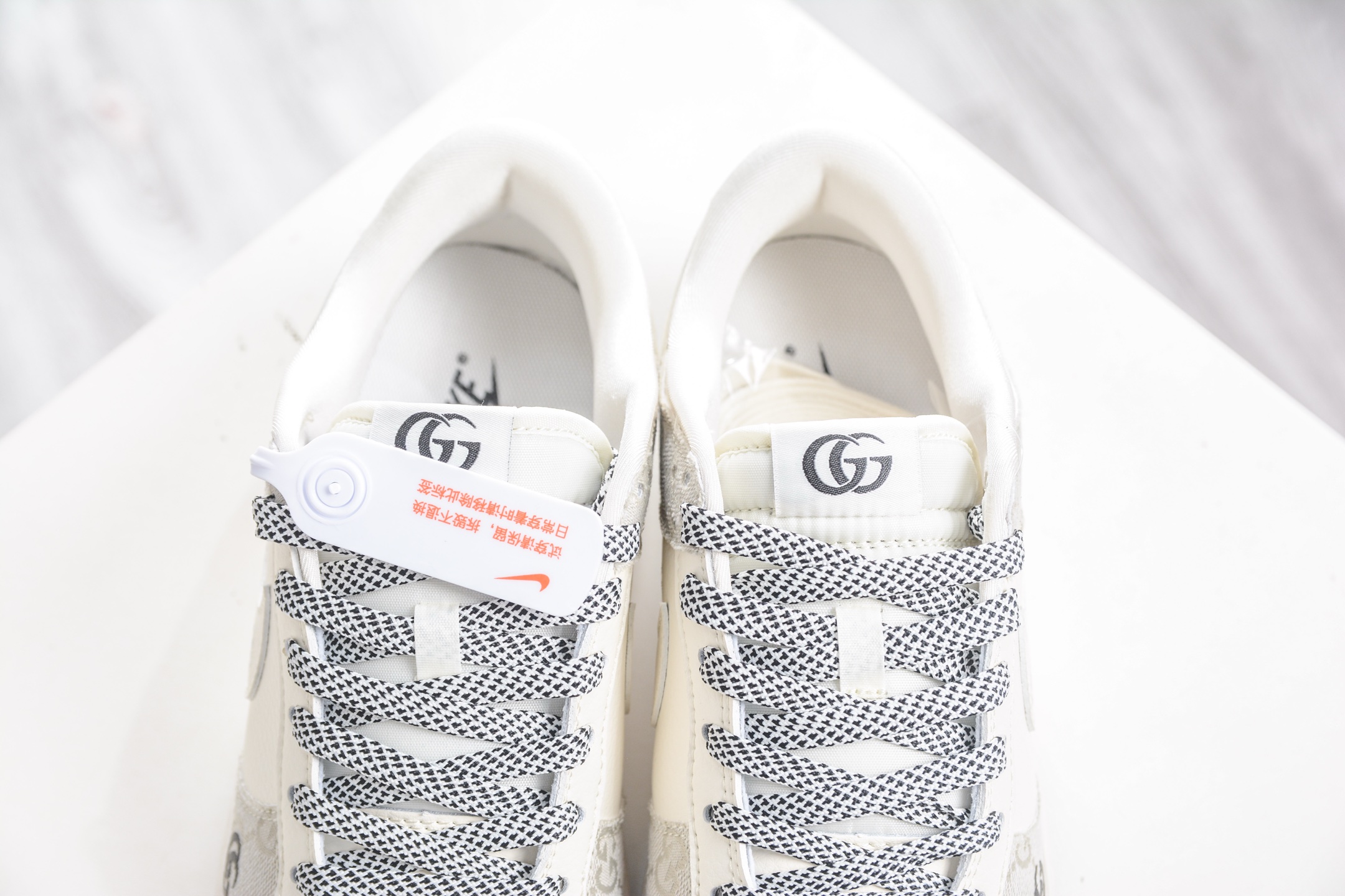 270 Nike SB Dunk Low x GUCCI 古驰联名-米黑牛仔布 JP1628-077