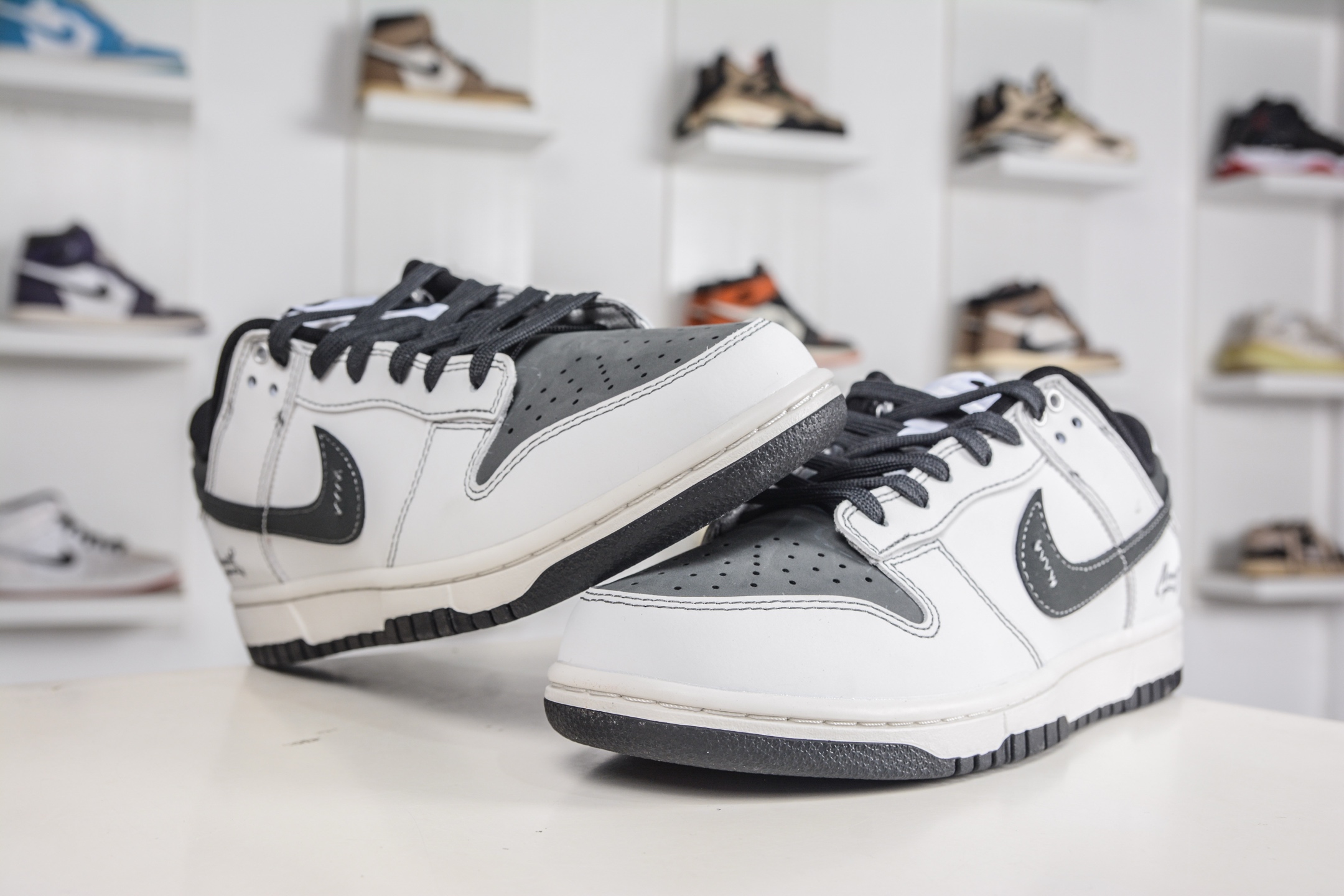 270 Nike Dunk Low 神佑 纯白底色如初雪铺展 WB0414-026