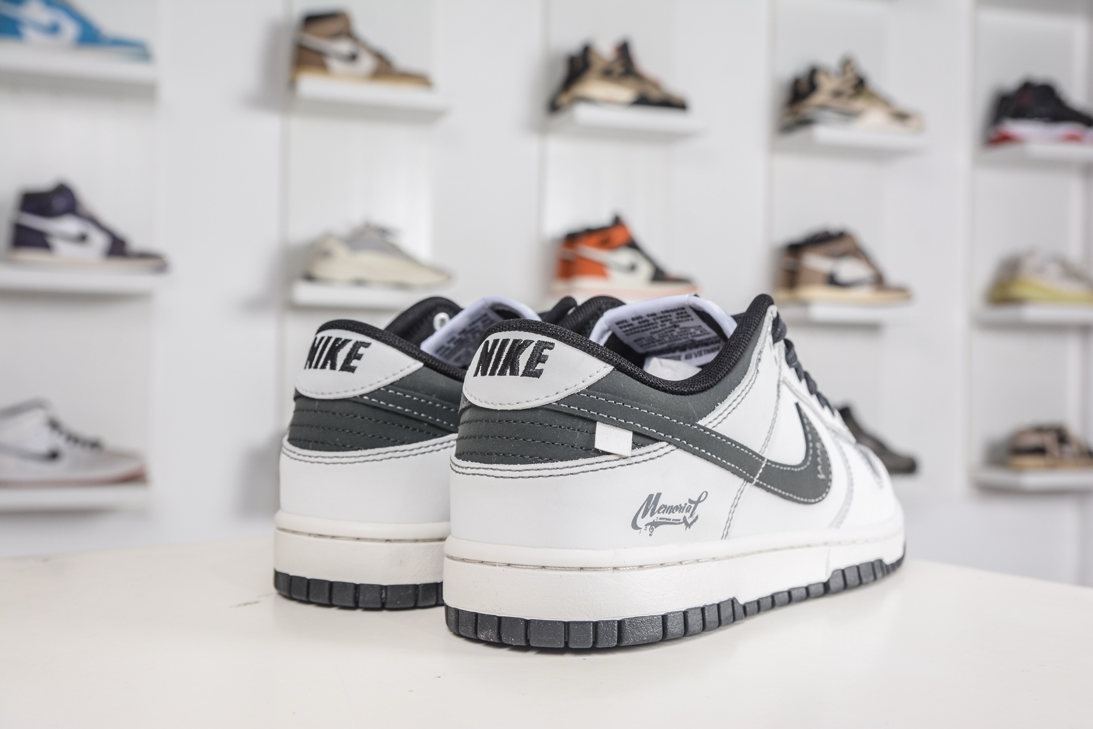 270 Nike Dunk Low 神佑 纯白底色如初雪铺展 WB0414-026