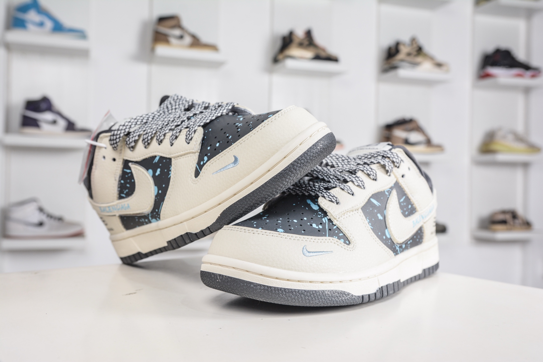 270 Nike SB Dunk Low x Balenciaga 巴黎世家联名-米灰蓝 DD1988-007