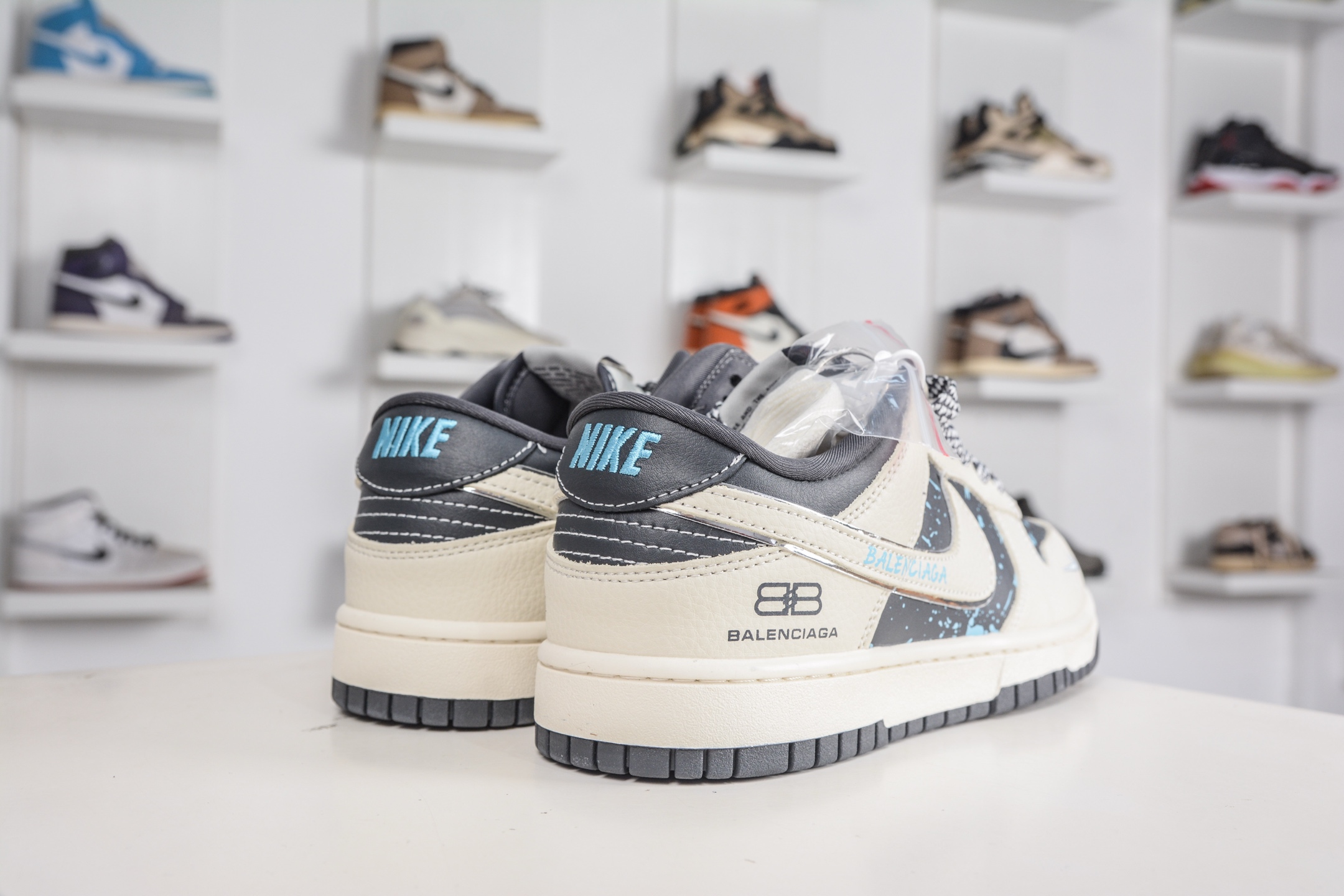 270 Nike SB Dunk Low x Balenciaga 巴黎世家联名-米灰蓝 DD1988-007